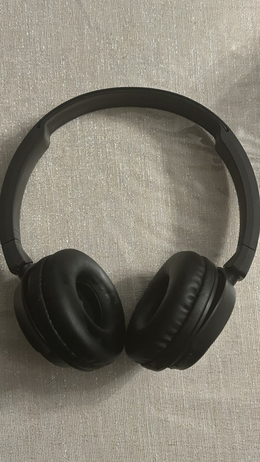 ONN Wireless On-Ear Headphones OND19AAH22 Gen 1 Bluetooth Mic Black Micro-USB