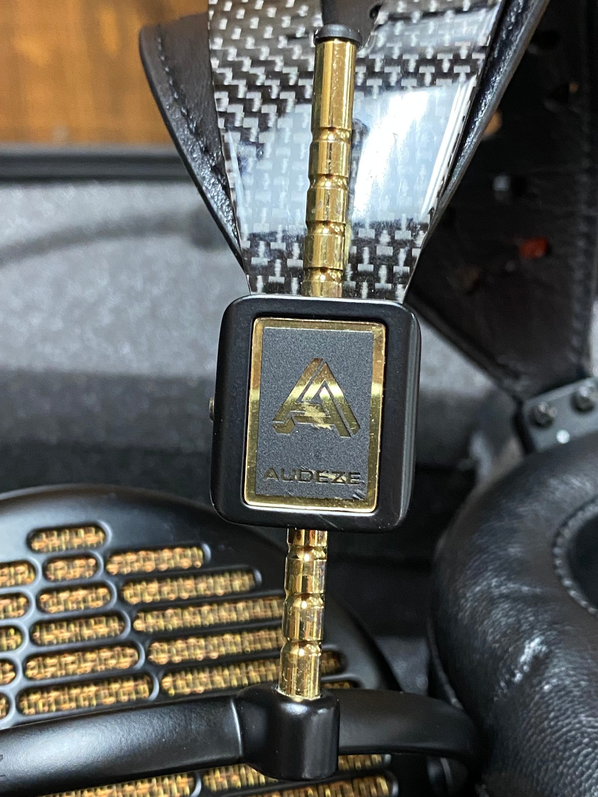 Audeze LCD-4z Planar Magnetic Headphones | USED/GREAT | Open Back | Hard Case