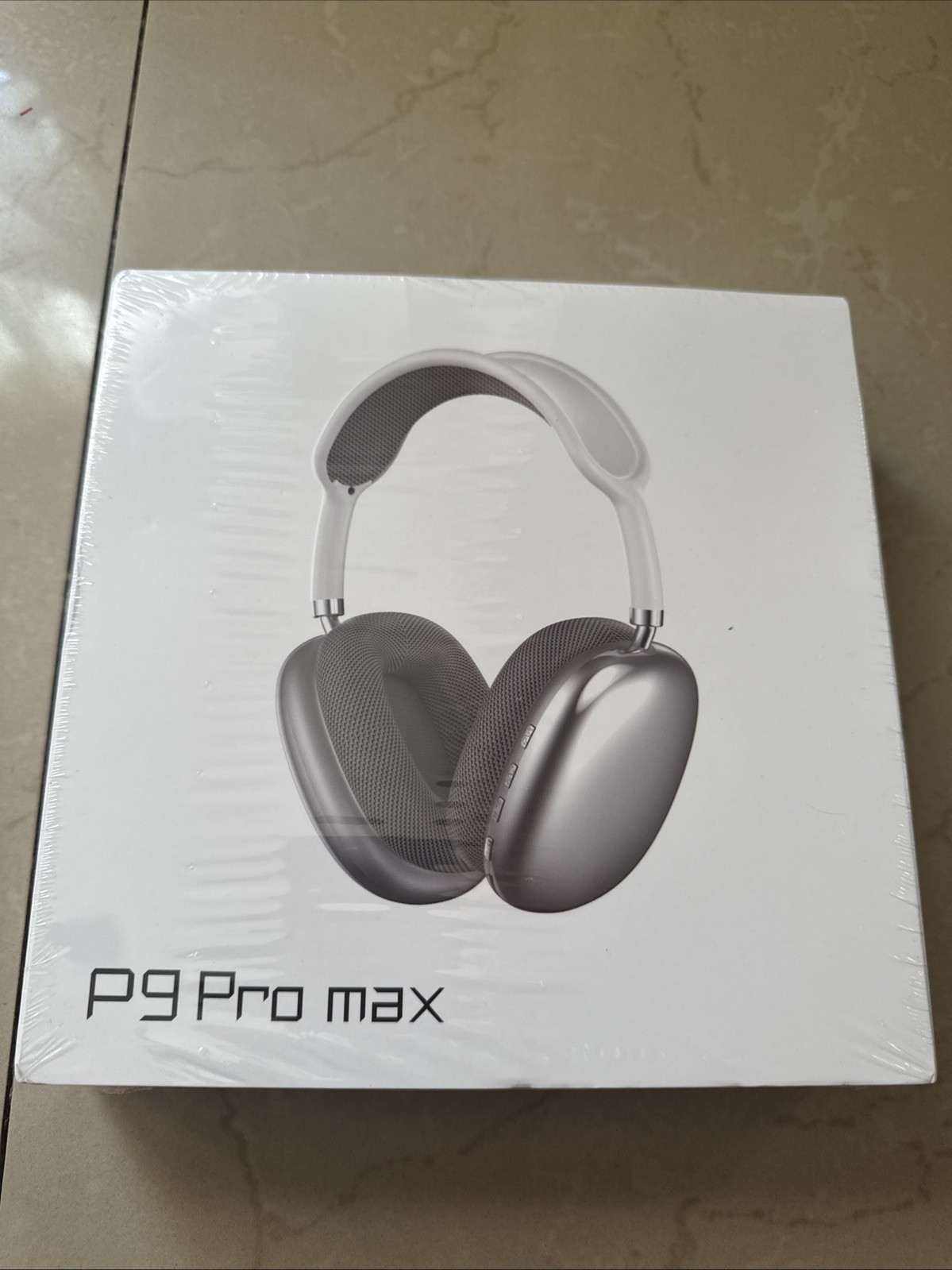 P9 Pro Max Wireless Headphones.