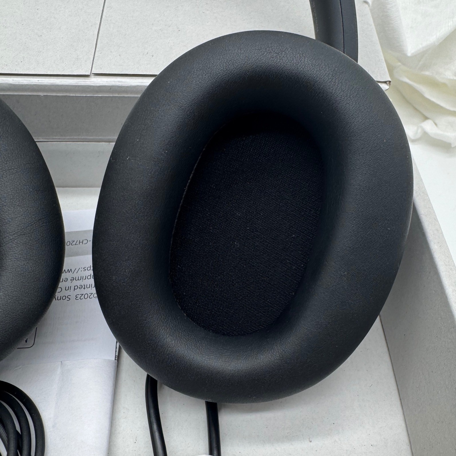 Sony WH-CH720N Wireless Noise Canceling Headphones Black Bluetooth Over-Ear Box