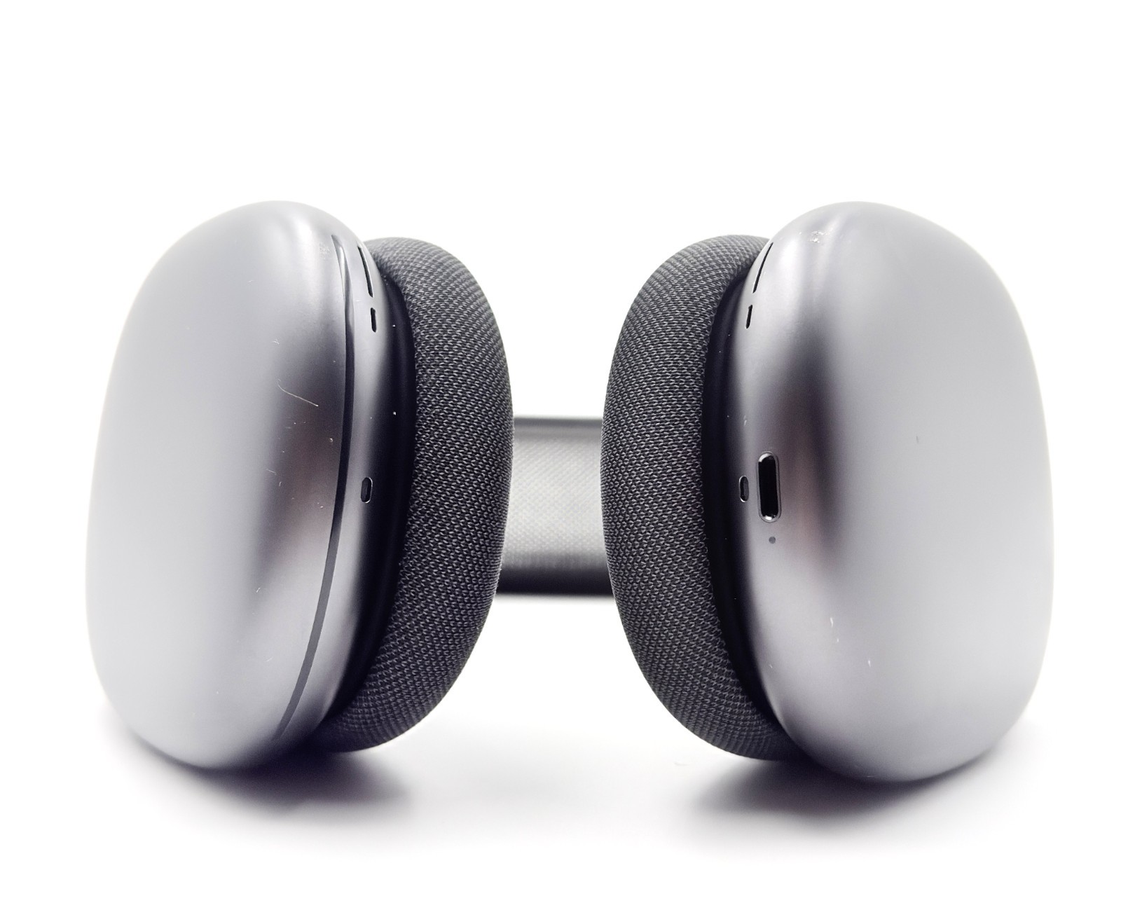 Apple AirPods Max – Wireless – Lightning – Space Gray – (COSMETIC DAMAGE)