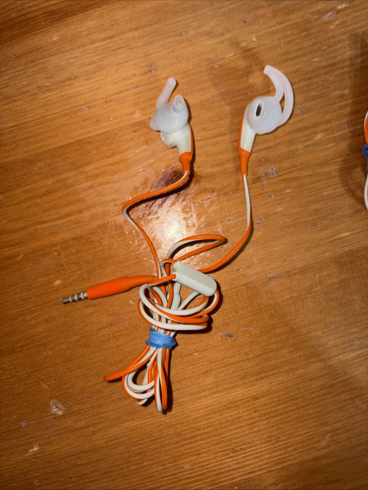 Bose SIE2i Sport Headphones Wired Sports Exercise Gym Workout Orange Works