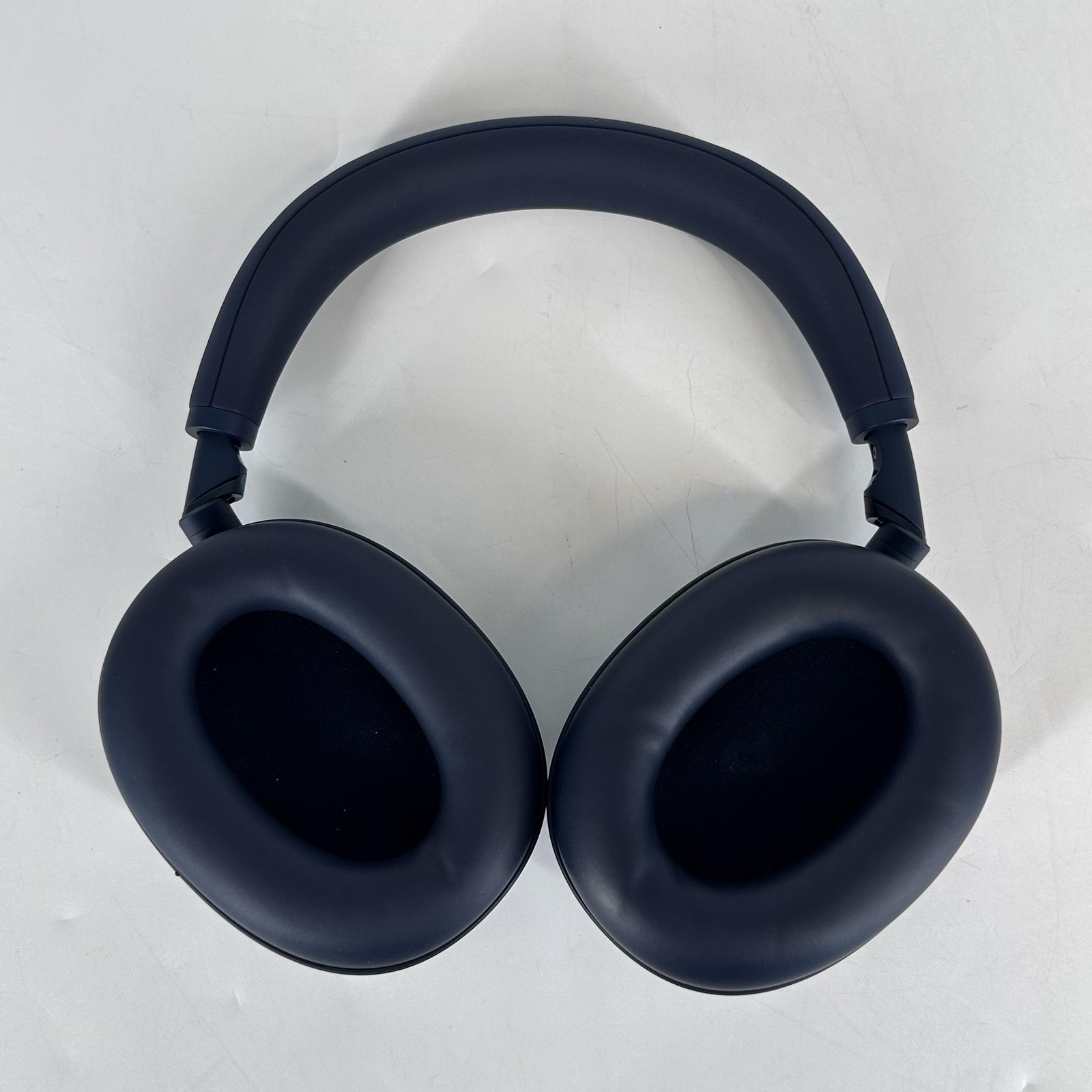 Sony WH-1000XM6 Headphones Midnight Blue w/ Case/Charger – Excellent