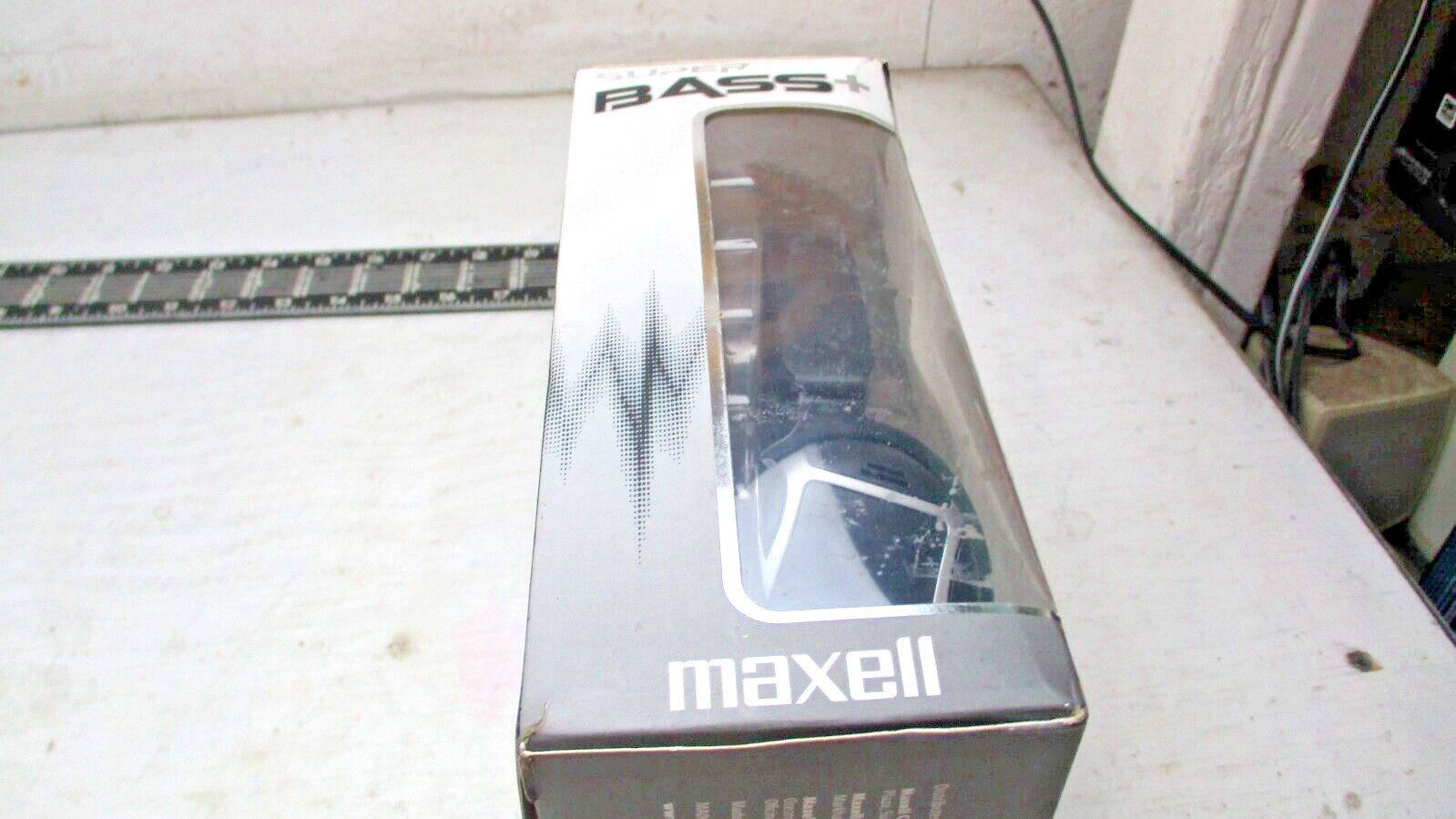 Maxell Bass Headphones With Microphone See Pictures For Details