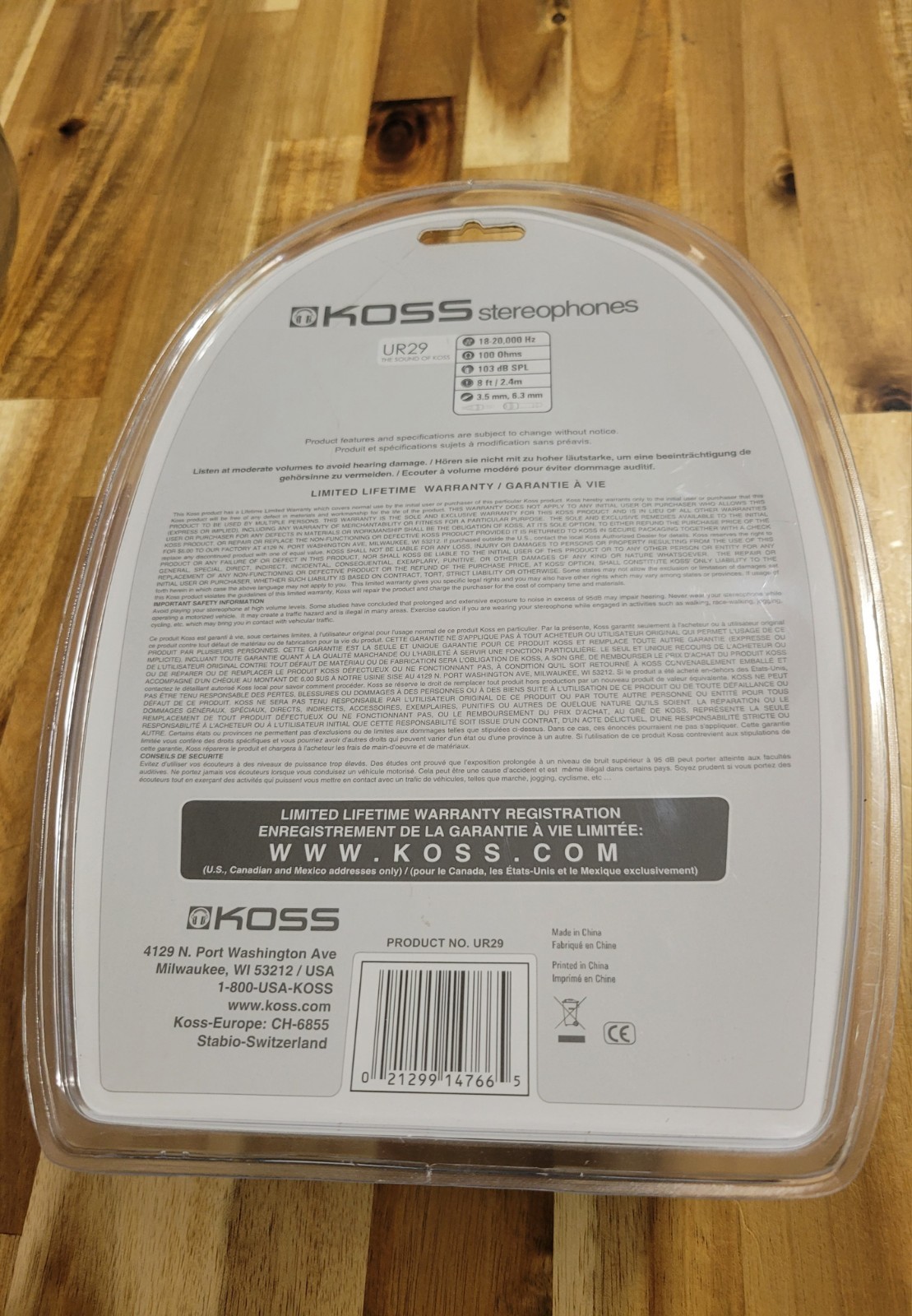Koss UR29 Full-size Stereophone Set 3.5Mm 8Ft Cord Inline Volume Control NEW