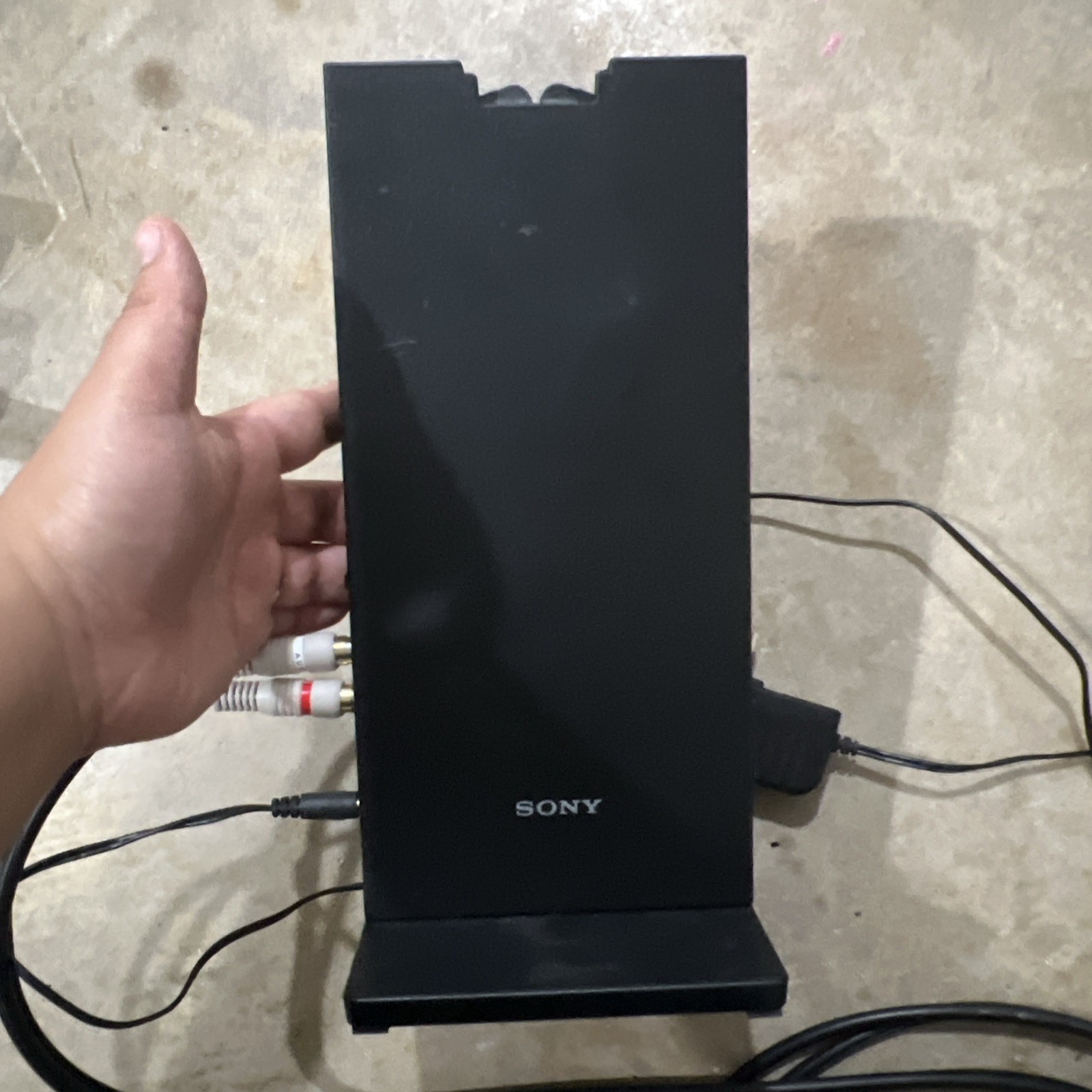 Sony Wireless Headphones Transmitter Charger Base TMR-RF985R.