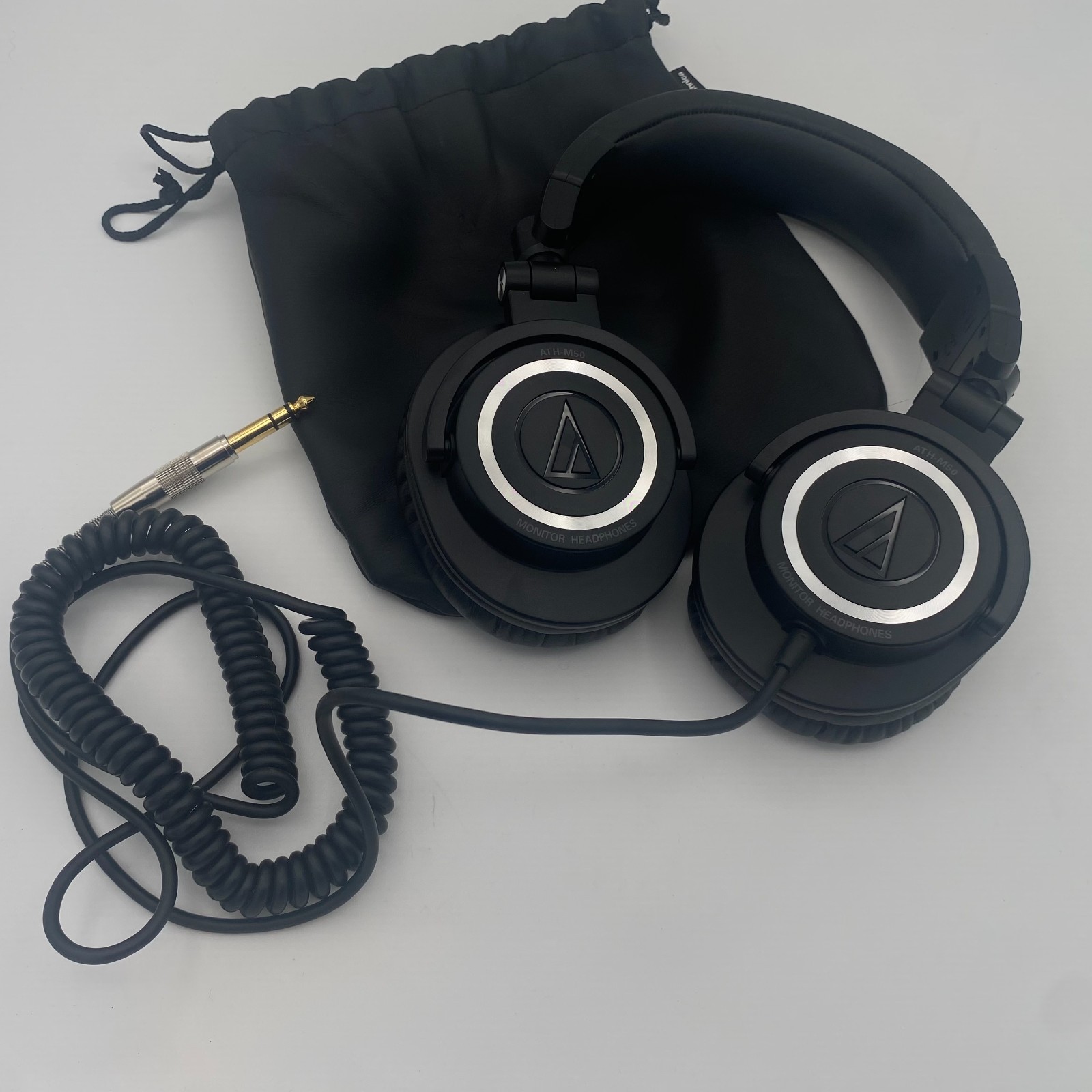 Audio-Technica ATH-M50x (Professional Monitor Headphones) Black