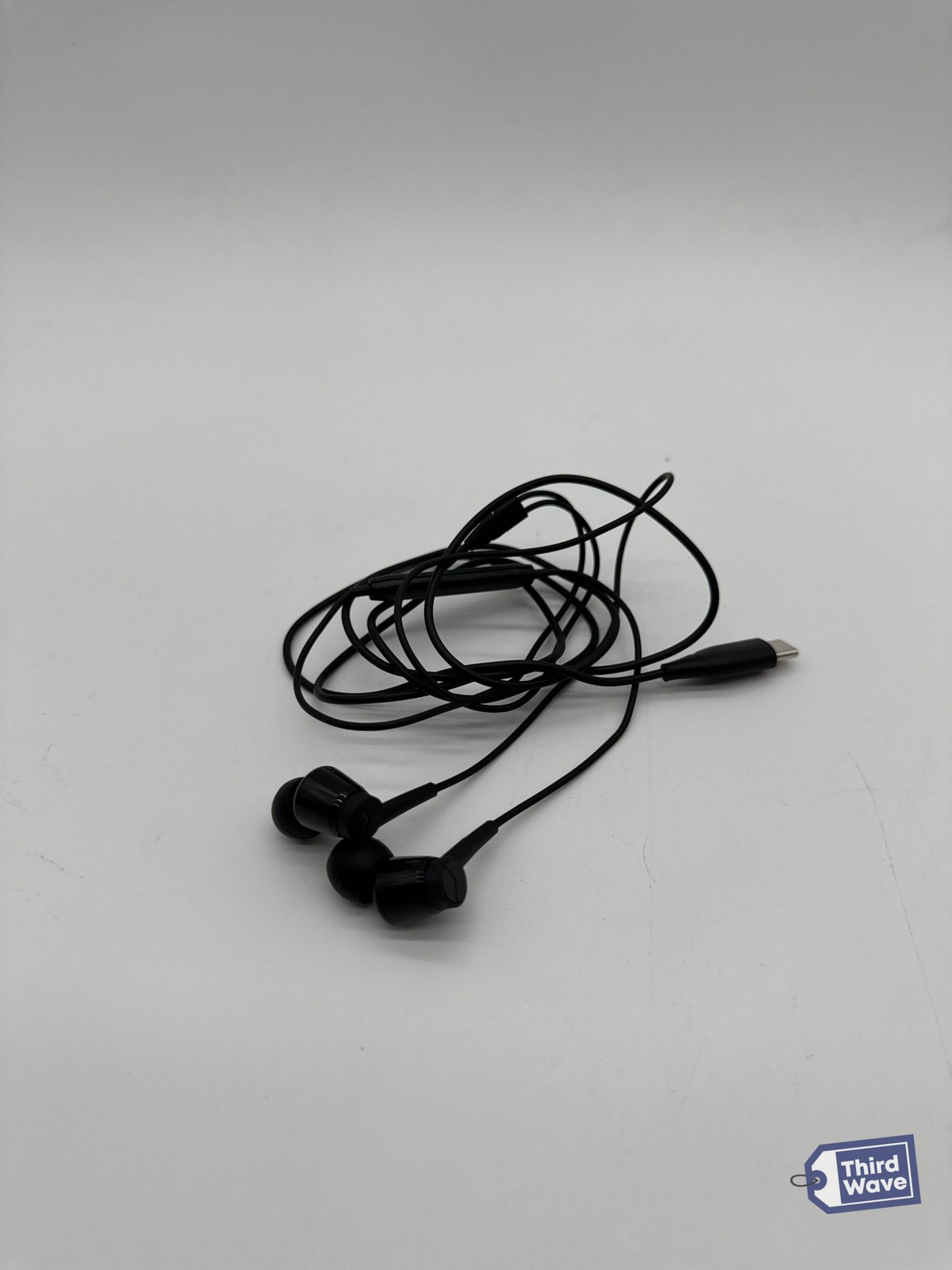 USB-C Wired Earbuds In-Ear Headphones with Microphone Type-C Digital Audio (1)
