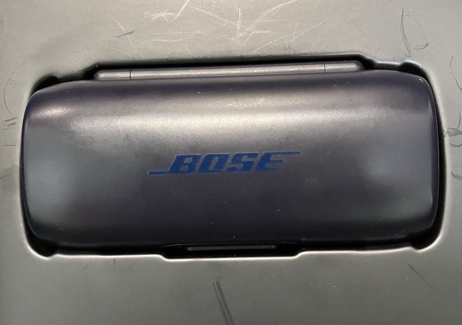 Bose SoundSport Free In-Ear Wireless Headphones Limited Edition Ultraviolet Navy