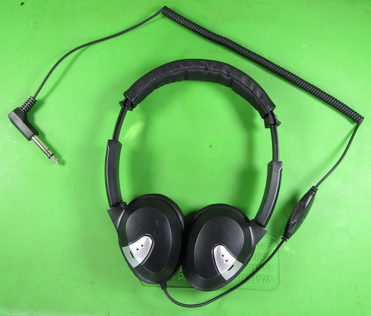 50 count White’s Star Lite Headphones🔥NOS🔥NIB🔥 1/4″ Plug🔥6′ cord 🔥Vol Adj.