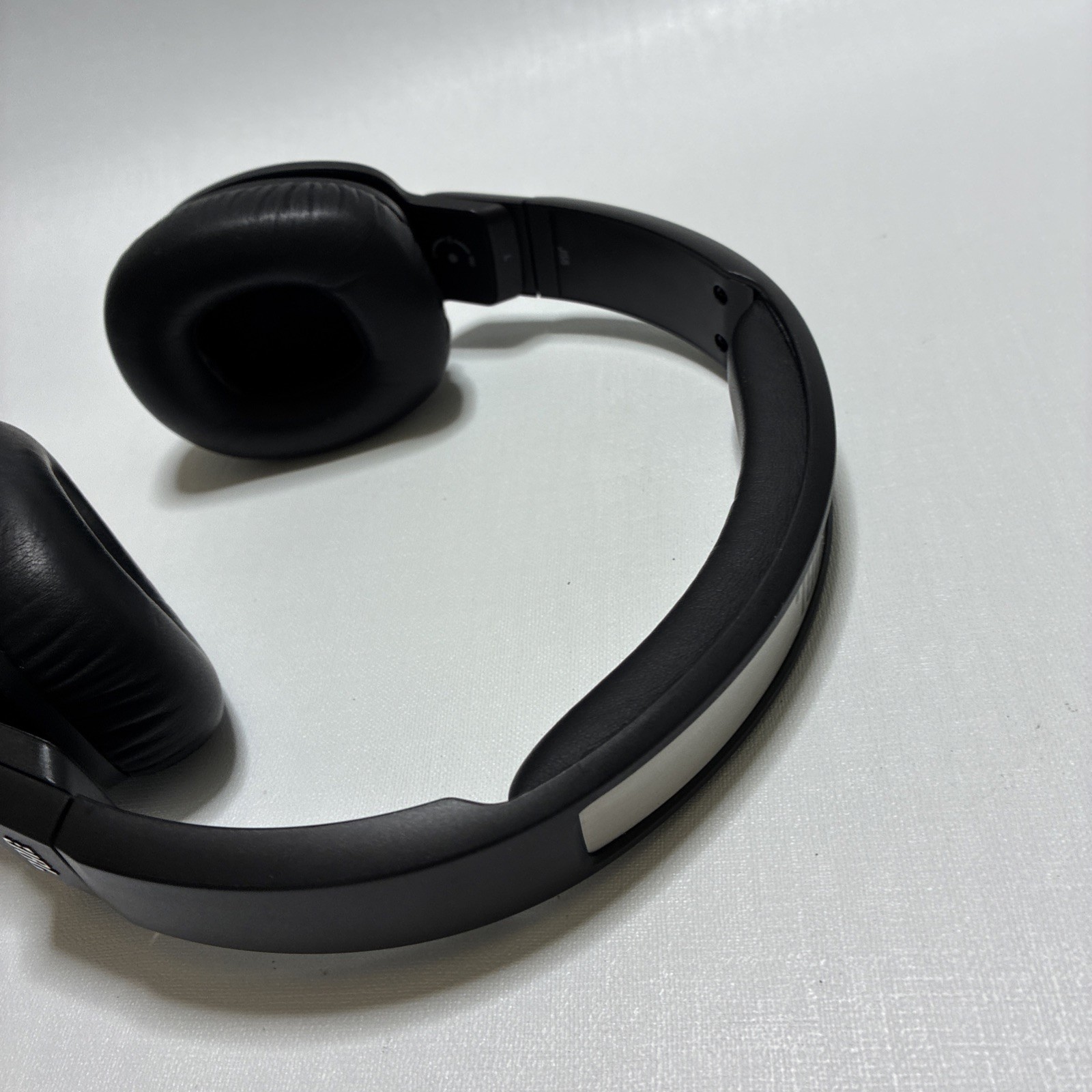 JBL J55 Headband Headphones – Black