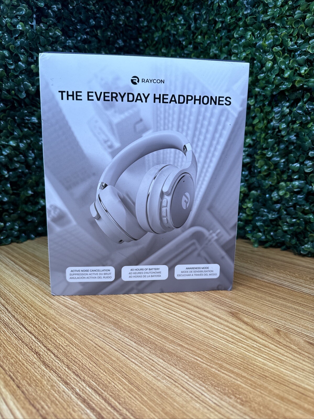 Raycon RBH820-WHI The Everyday Over-Ear Noise-Canceling Headphones – White