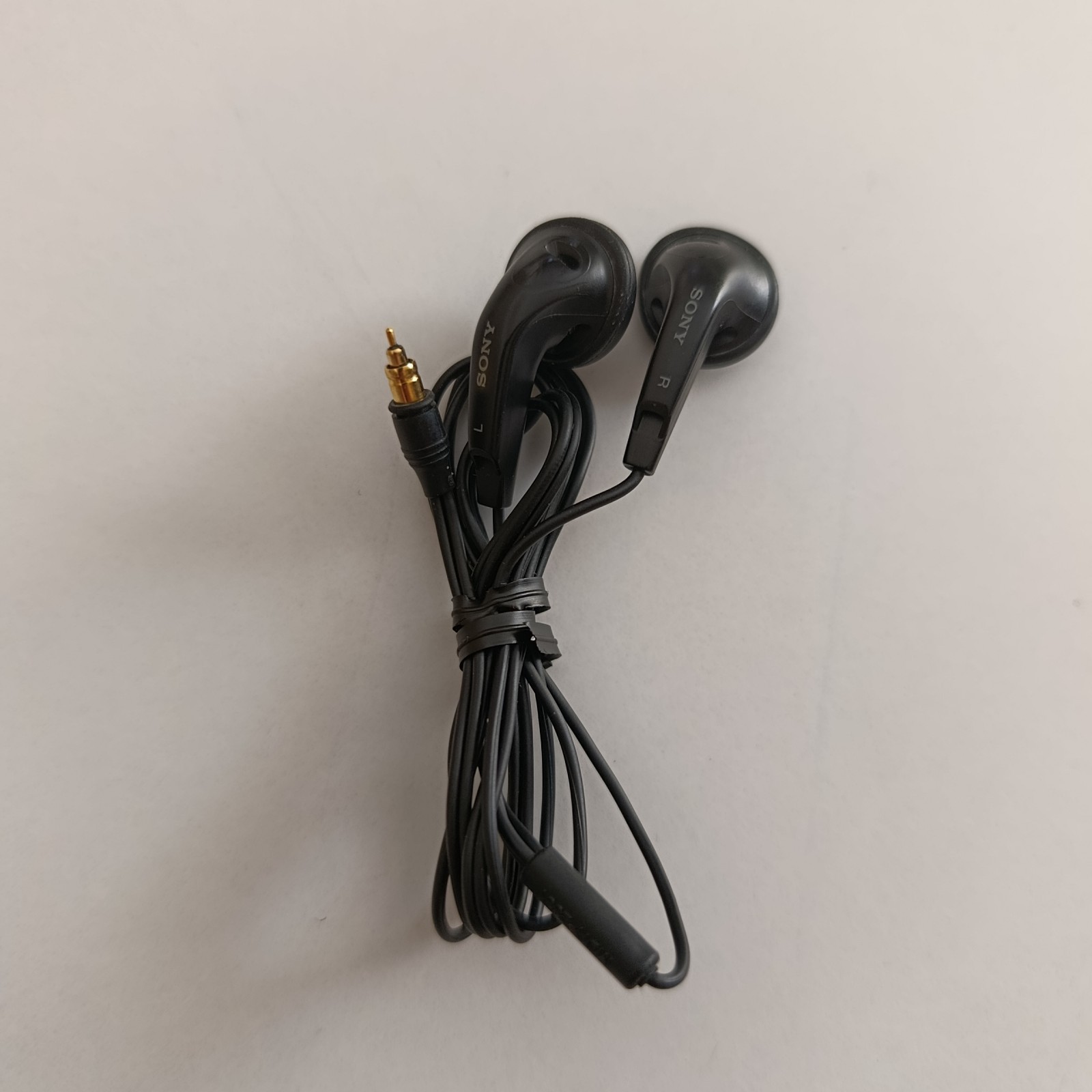 Sony MDR-E551 Earphones Black Wired 2.5mm Jack Vintage Working Used