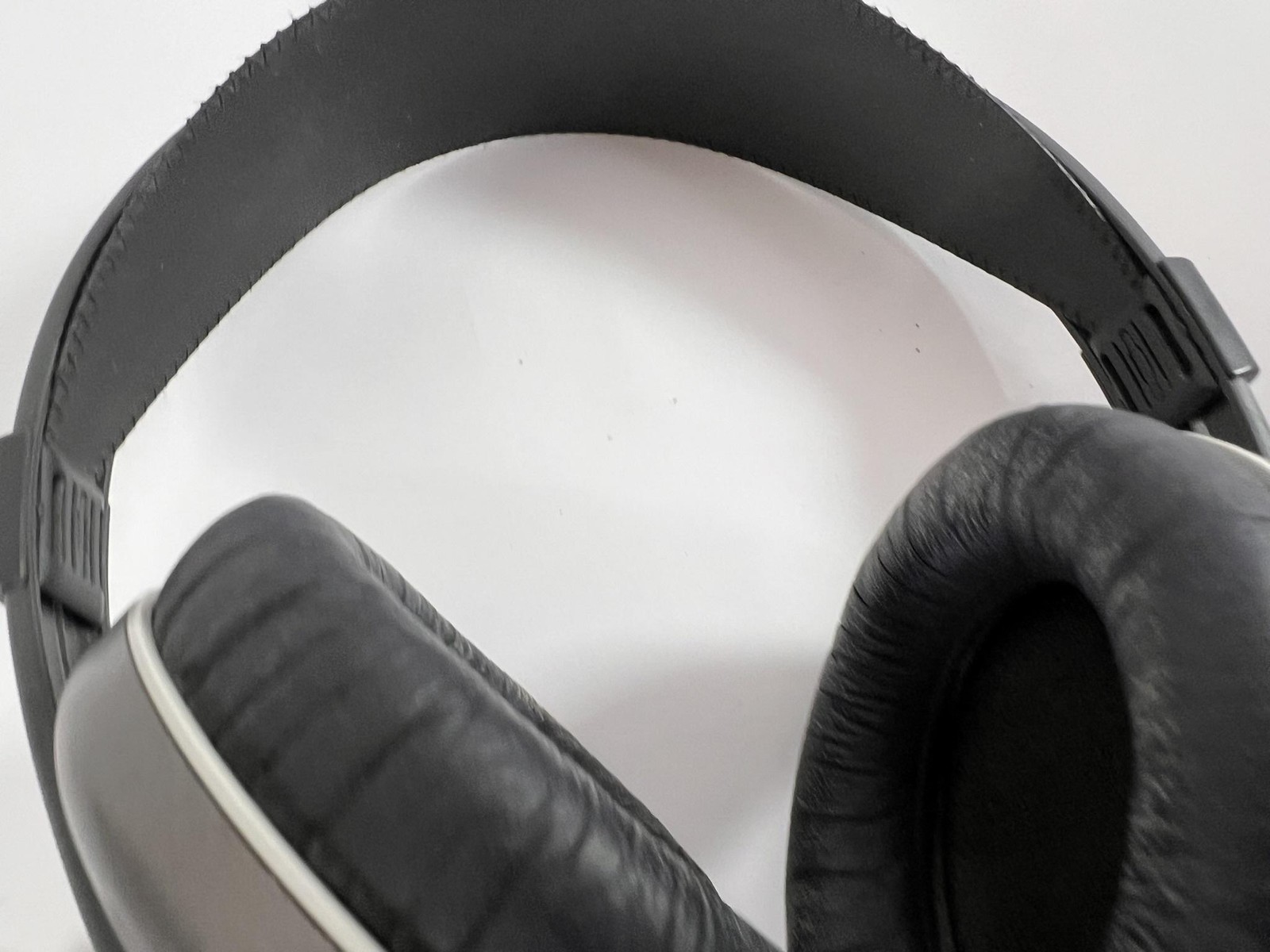 Vintage Sennheiser HD 530 Over-Ear Headphones Gray Open Back 1/4in Plug Germany