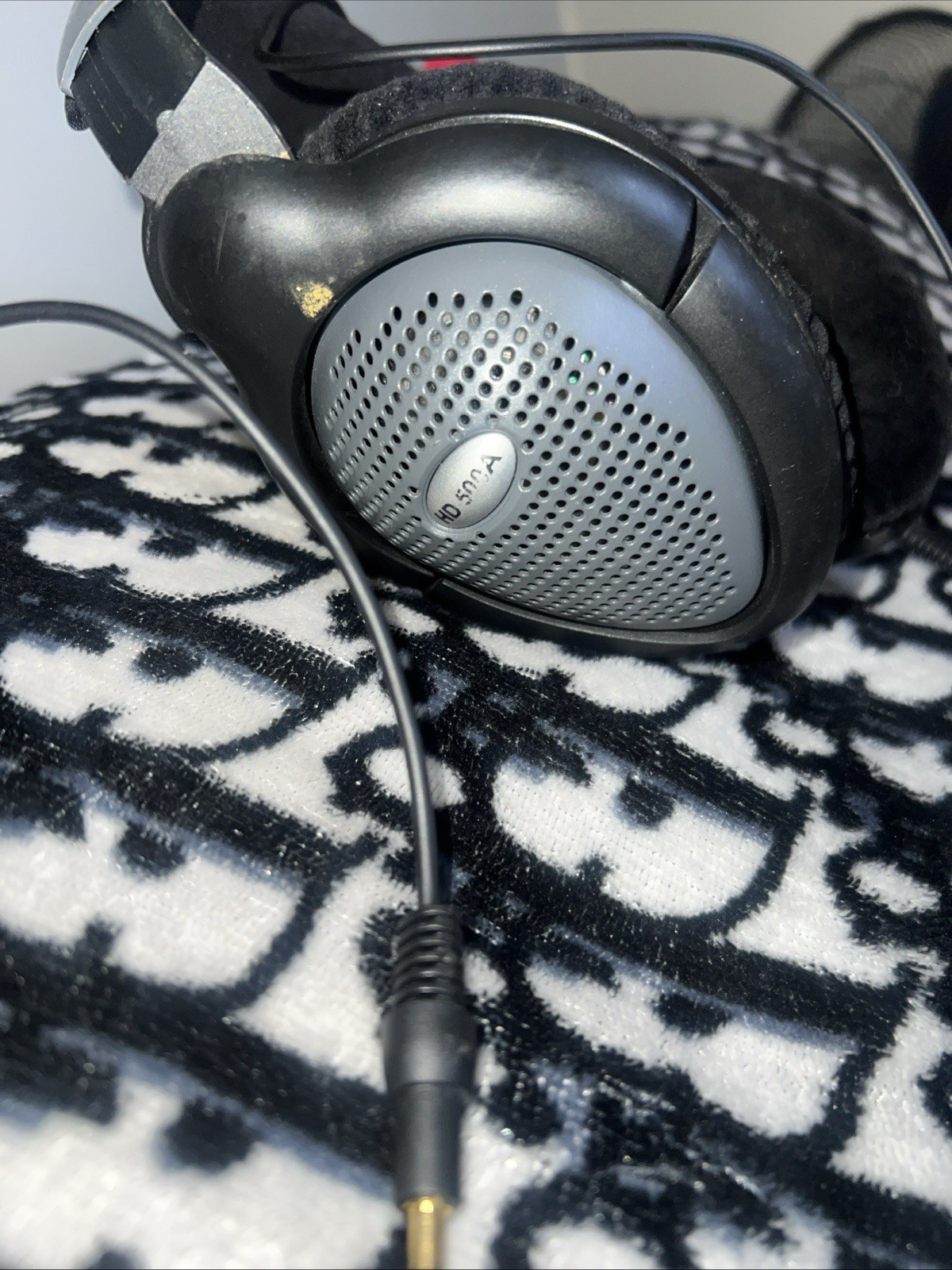 Sennheiser HD 500 a Over Ear Headphones – Gray/Black