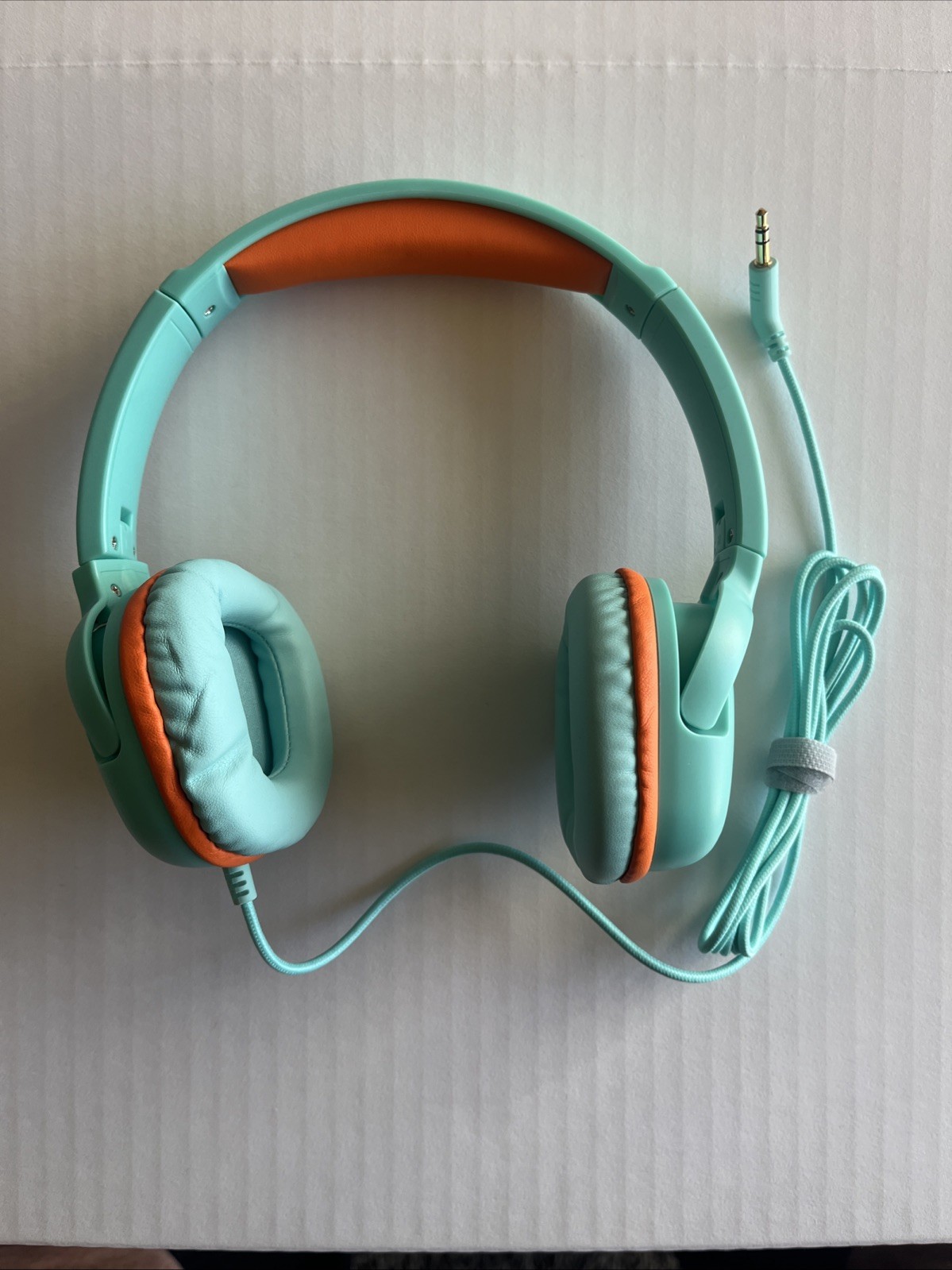 Jimonyer Kids Headphones for School 3.5mm Jack Wired Headphones for Kids with…