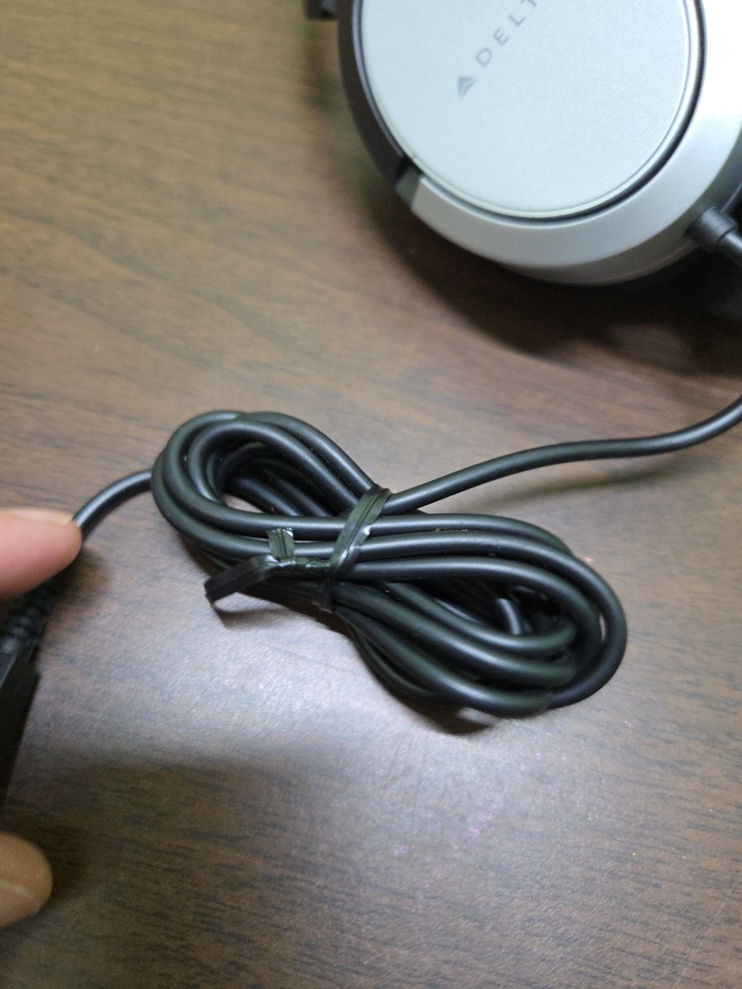 Delta Airlines 044207466 Binaural Over-Ear Dual 3.5mm Airplane Headphones (TWO)