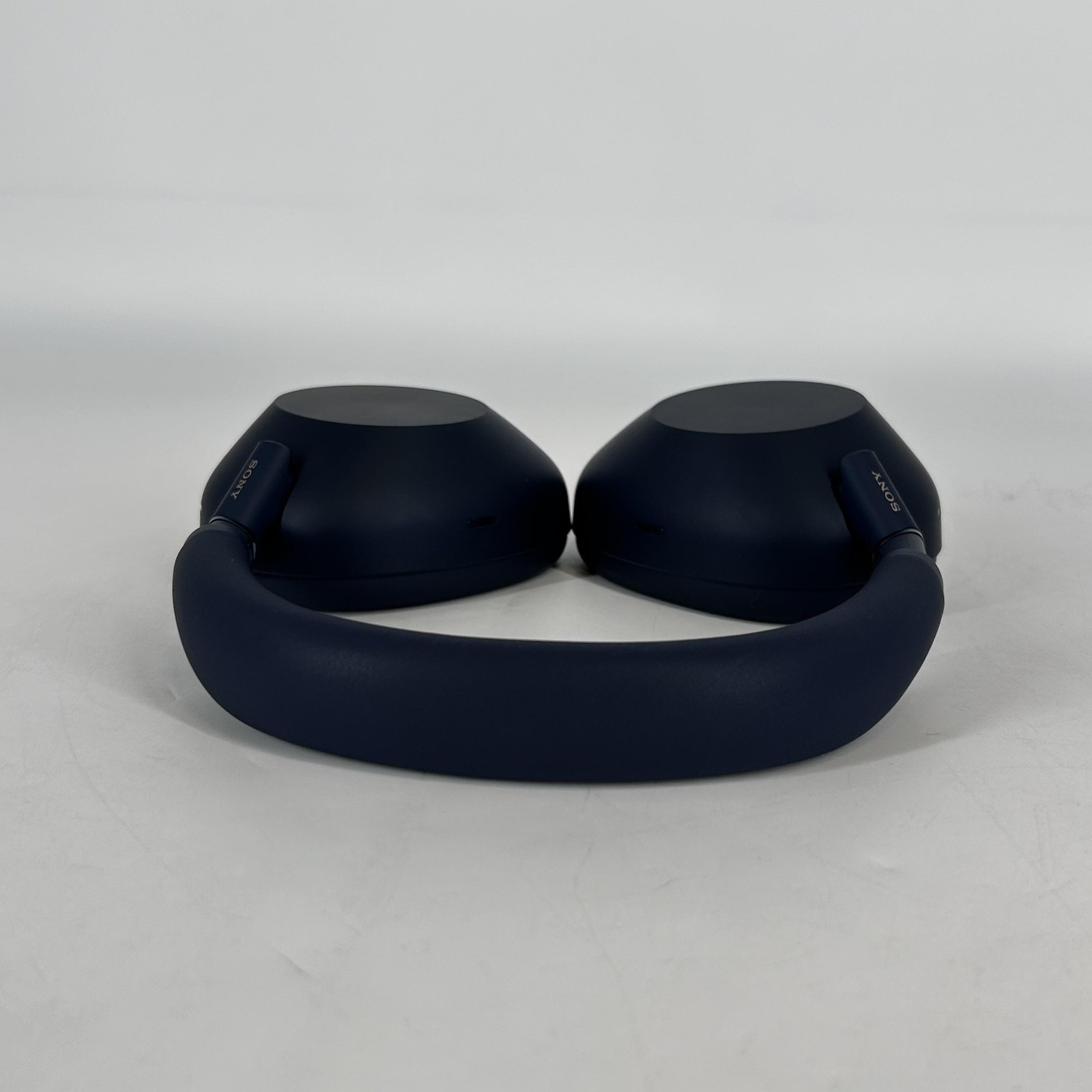 Sony WH-1000XM6 Headphones Midnight Blue w/ Case/Charger – Excellent
