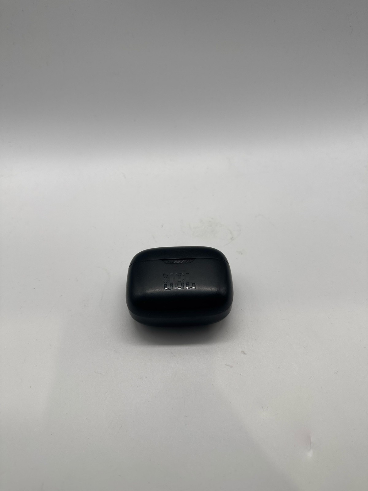 JBL Tune 235NC Earbuds – Black
