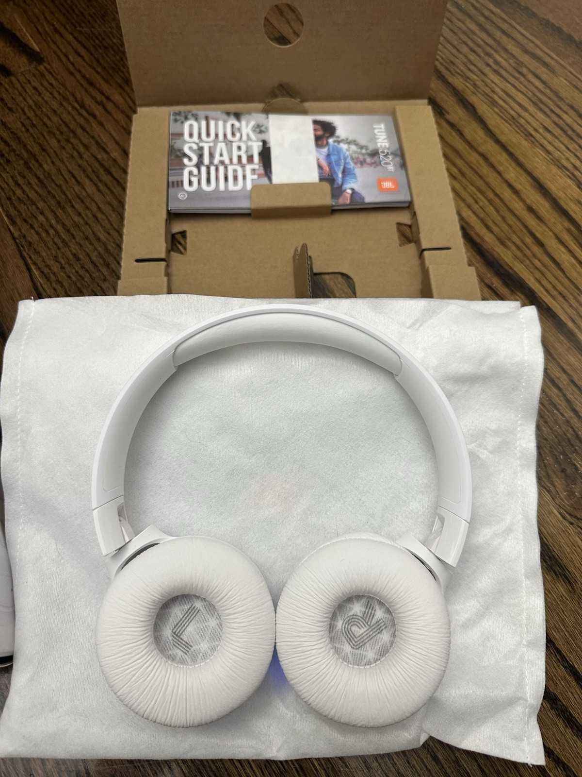 New Open Box JBL Tune 520BT Pure Bass Wireless Bluetooth Headphones (White)