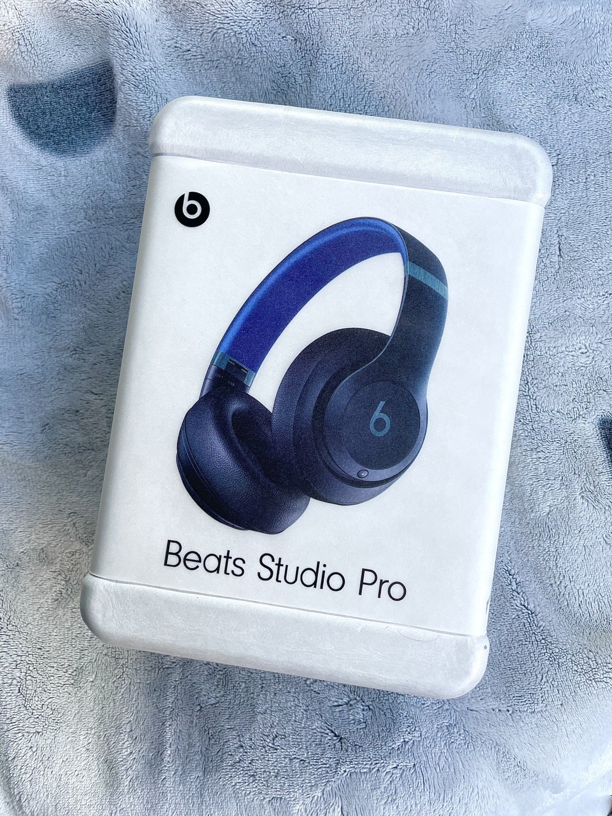 Beats Studio Pro Wireless Bluetooth Headphones – Navy Blue