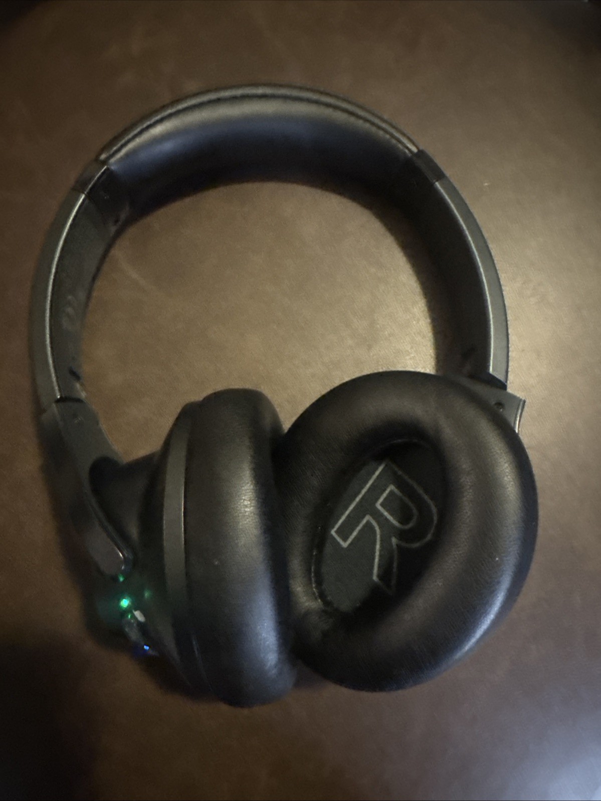 soundcore life q20 headphones With Drawstring Storage Bag No Jack Or Charger