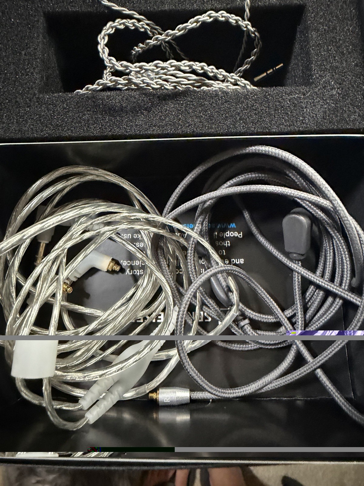 Sennheiser IE 200 Earphones – Black With 4.4mm Balanced And 3.5mm Se Cables iEMs
