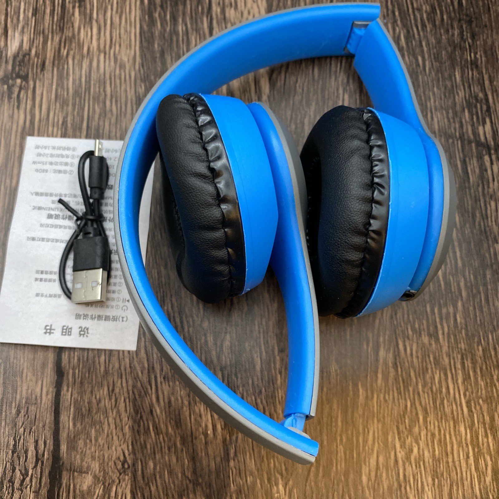 P47 Wireless Over Ear 5.0+EDR Headphones Blue New