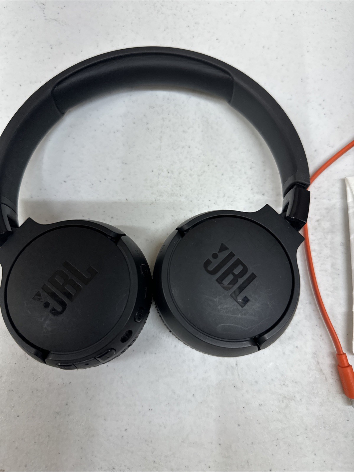 JBL Tune 670 Wireless Noise Canceling Headphones Black JBLT670NCBLKAM