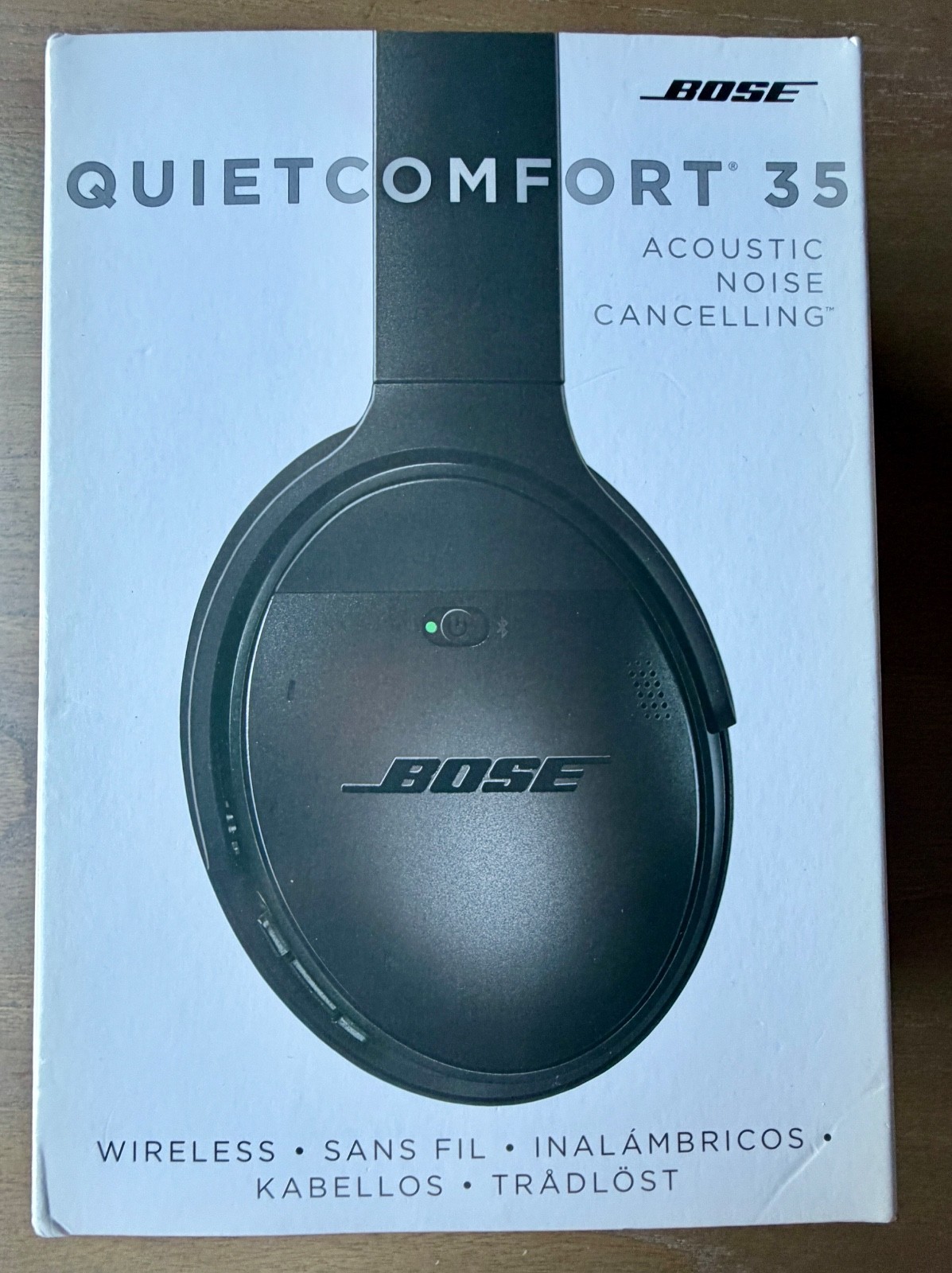 Bose QuietComfort 35 Over the Ear Wireless Headphones – Black – Mint Condition