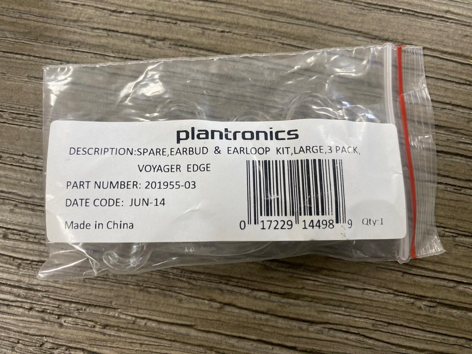 Plantronics 201955-03 Voyager Edge Earbud Ear Tip Large 3 Pack + 1 Ear Hook Loop