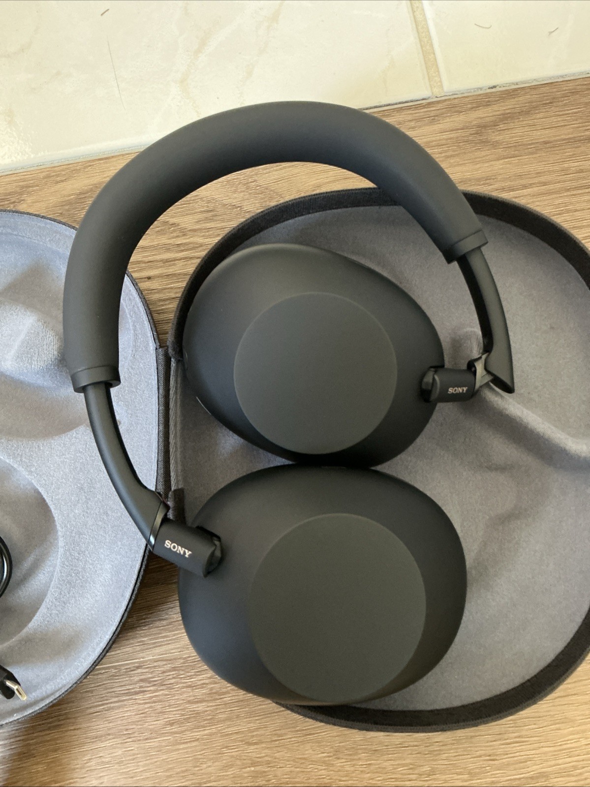 Genuine Sony WH-1000XM6/B THE Best Wireless Noise Canceling Headphones – Black
