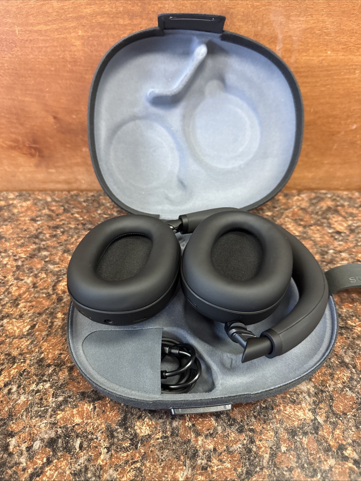 Sony WH-1000XM6 Wireless Noise Canceling Bluetooth Headphones – a5
