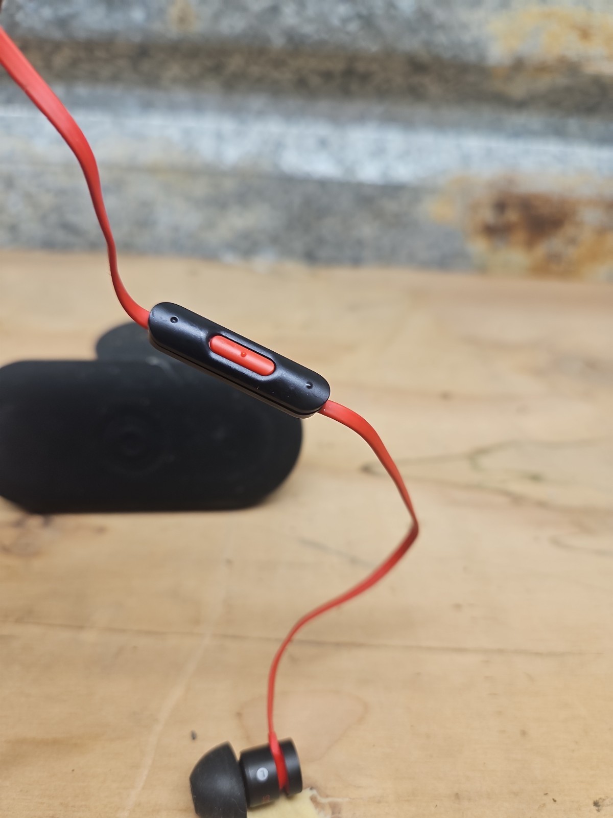 Beats by Dr. Dre urBeats In-Ear Headphones – Red/black ✅️