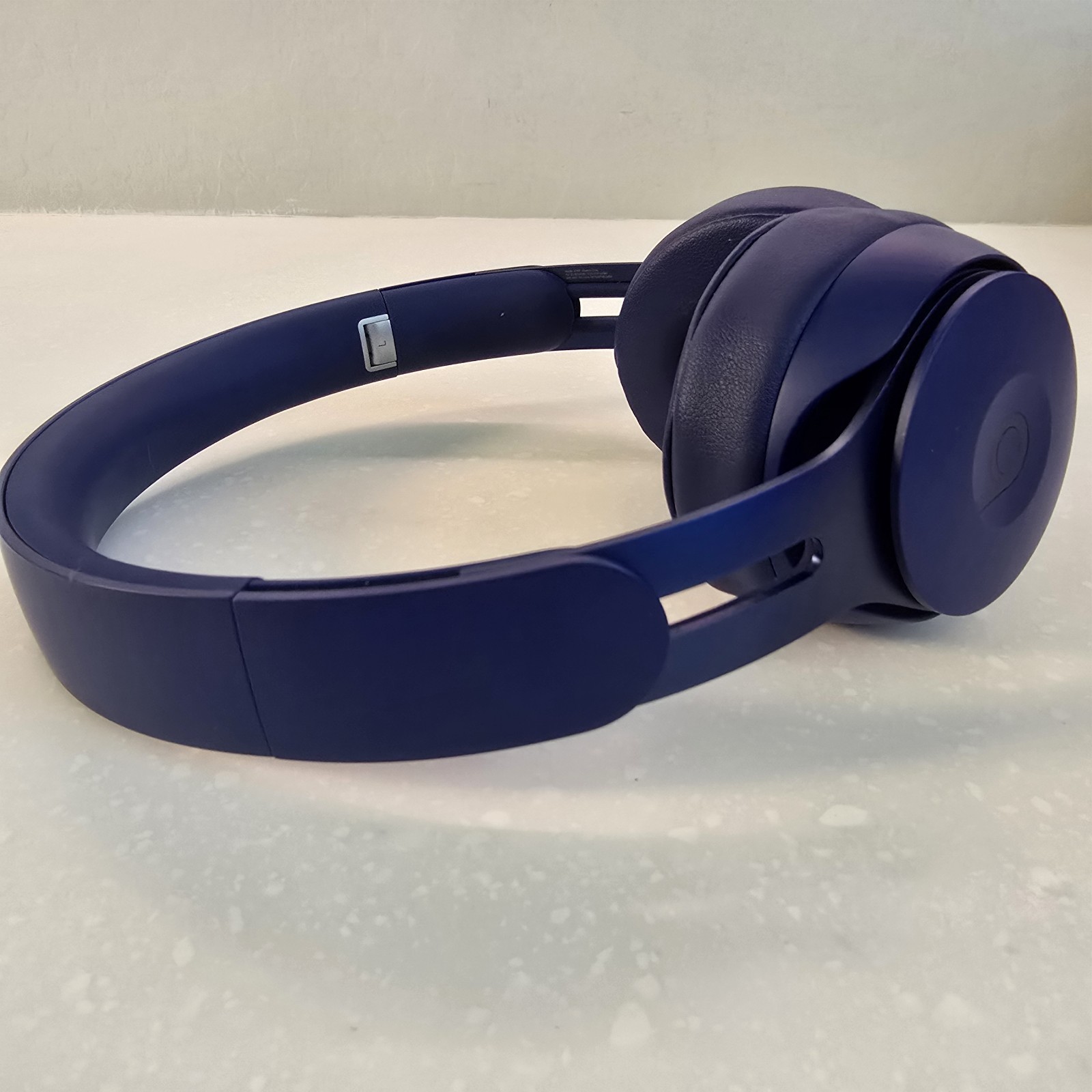 Beats Studio Pro Wireless Noise Cancelling Headphones – Dark Blue / Navy A1881