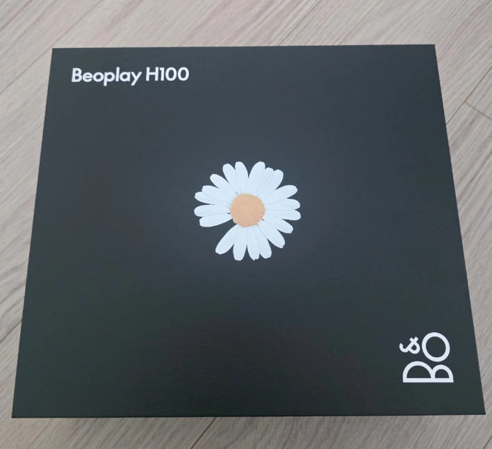 Bang & Olufsen x G-Dragon Beoplay H100 Black Korean Version