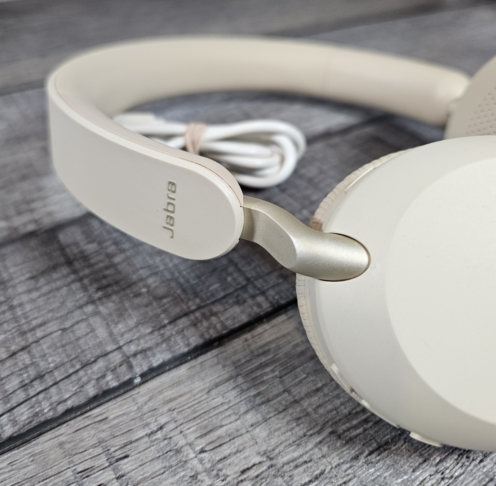 Jabra Elite 45h On-Ear Bluetooth Wireless Headphones Beige.