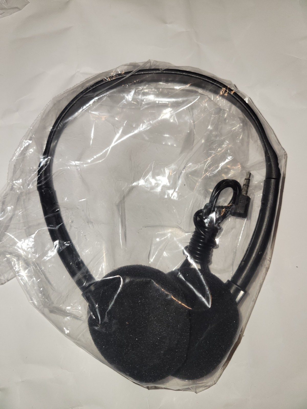 New 5 Set Over the Ear Headphones – 2.5 Aux Input Black Tested Working