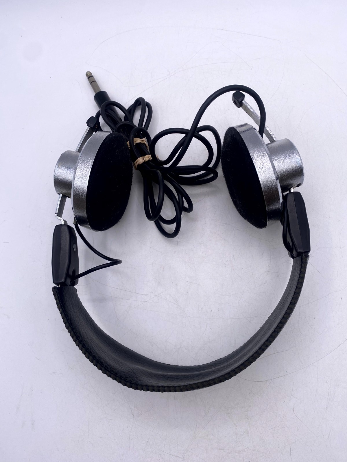 Vintage Zenith On-Ear Stereo Headphones Black & Silver Wired Adjustable Headband