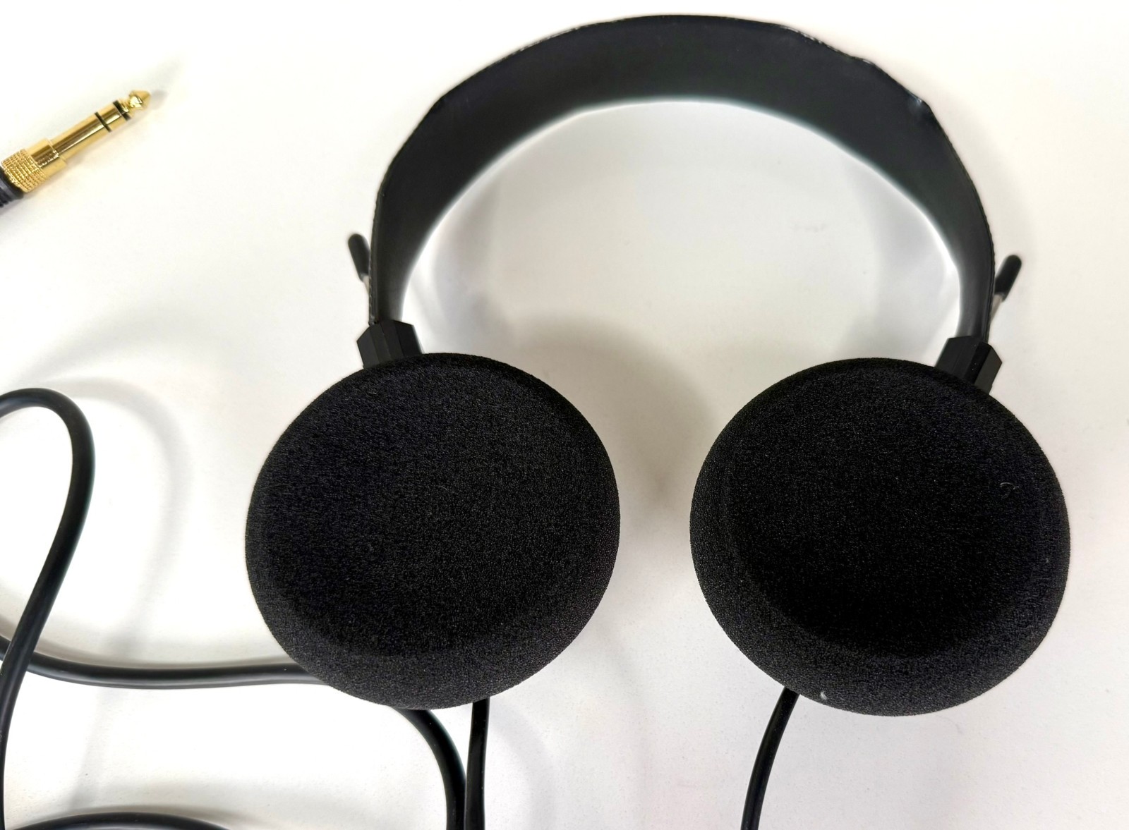 Grado SR-60e headphones with 4 pin XLR connection