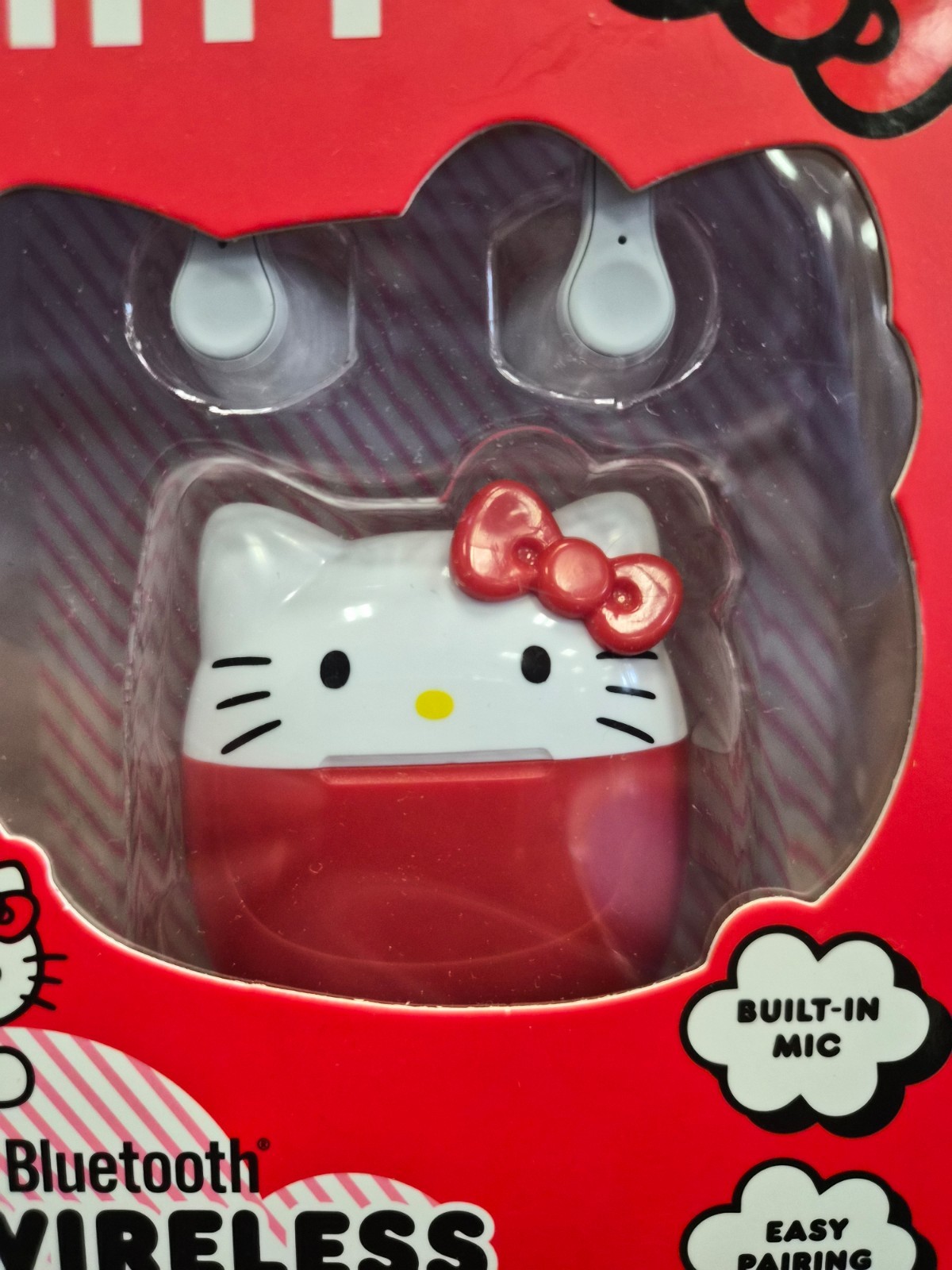 NEW AND SEALED Hello Kitty Bluetooth Wireless EarBuds With Charging Case