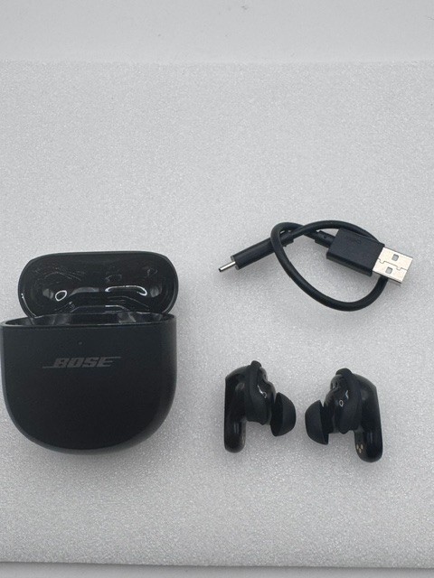 Bose QuietComfort Ultra Earbuds Noise-Cancelling Earbuds Black/Gray – Excellent