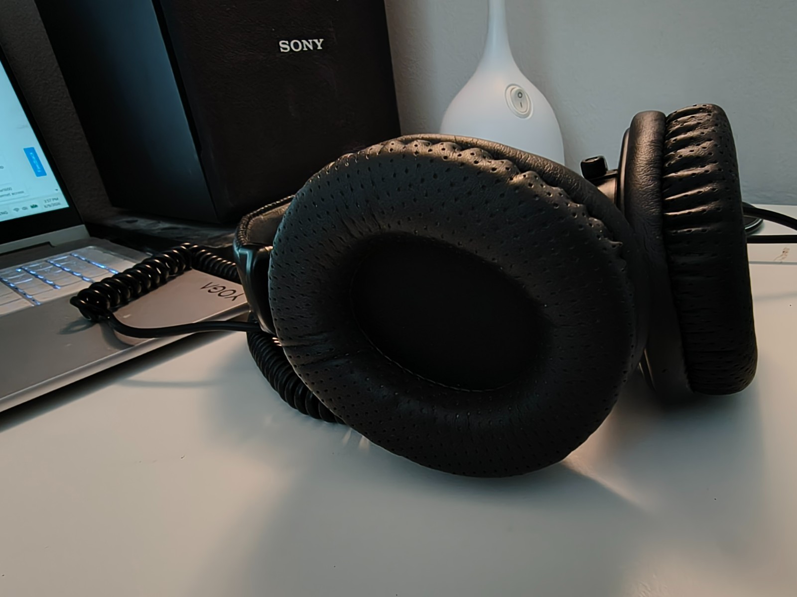 Sony MDR-V6 Over the Ear Headphones – Black