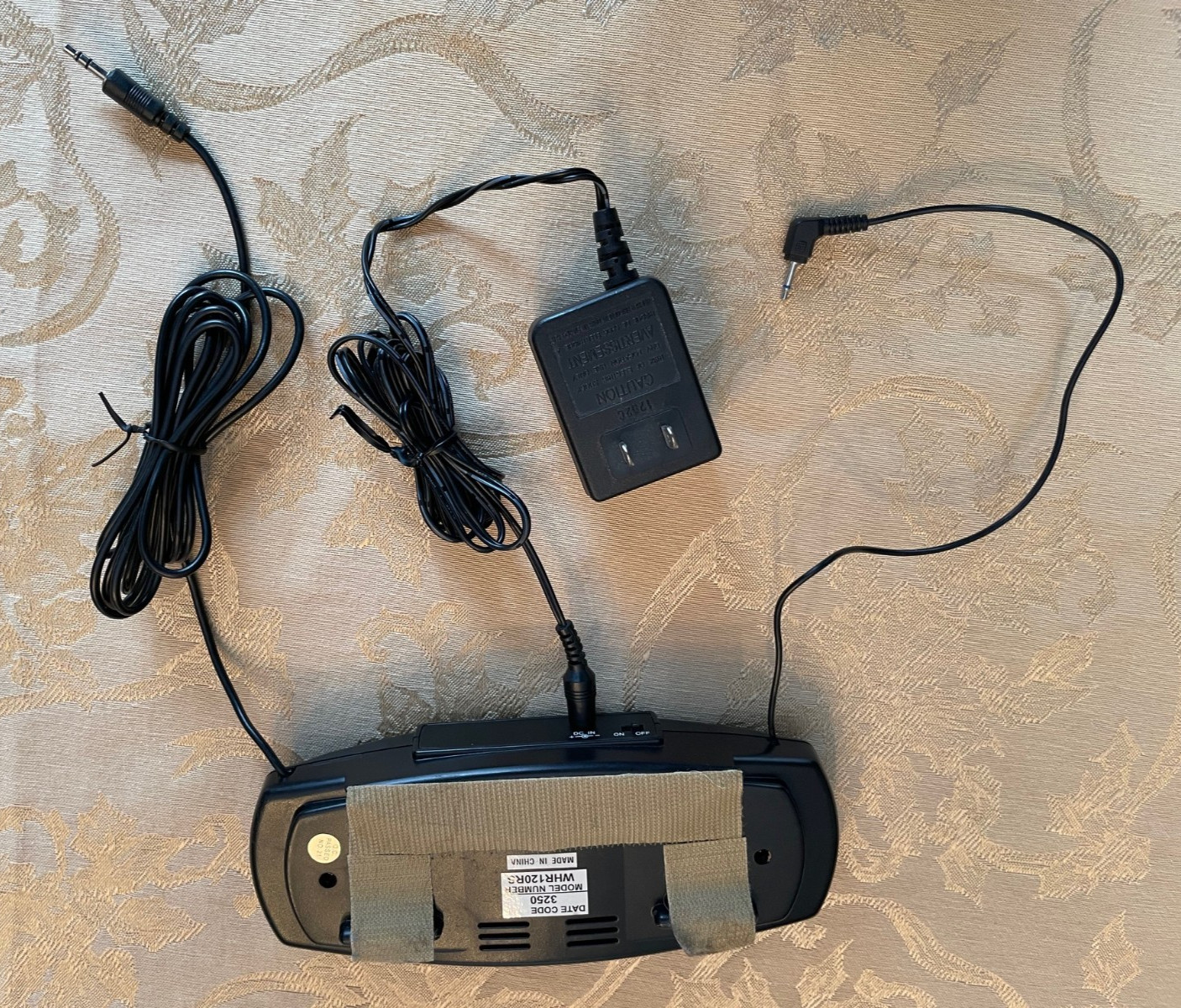 Vintage RCA Wireless Headphones- Three WHR120RS Bundle 3 Transmitters 3 Headsets