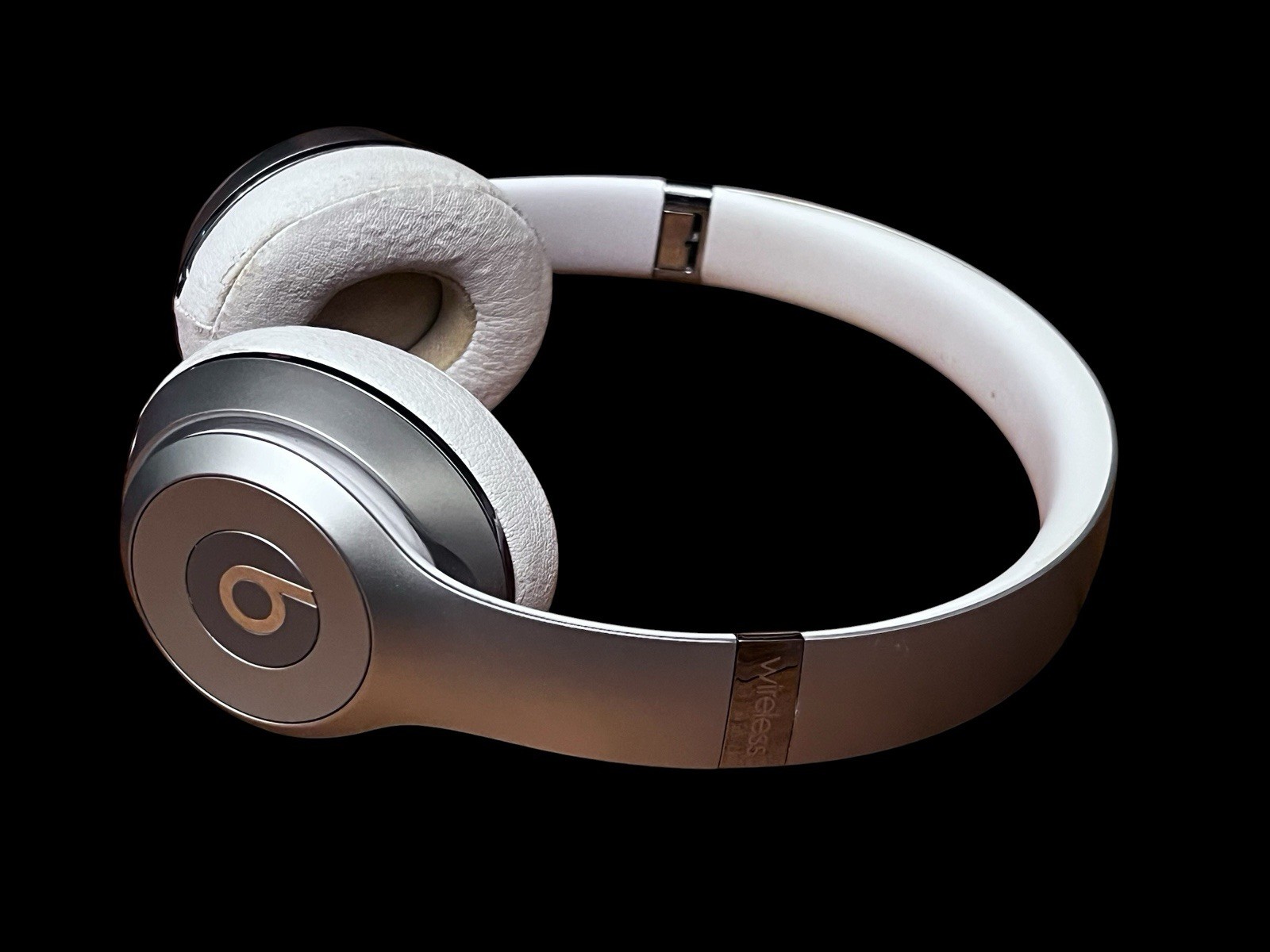 beats solo 3 wireless headphones white