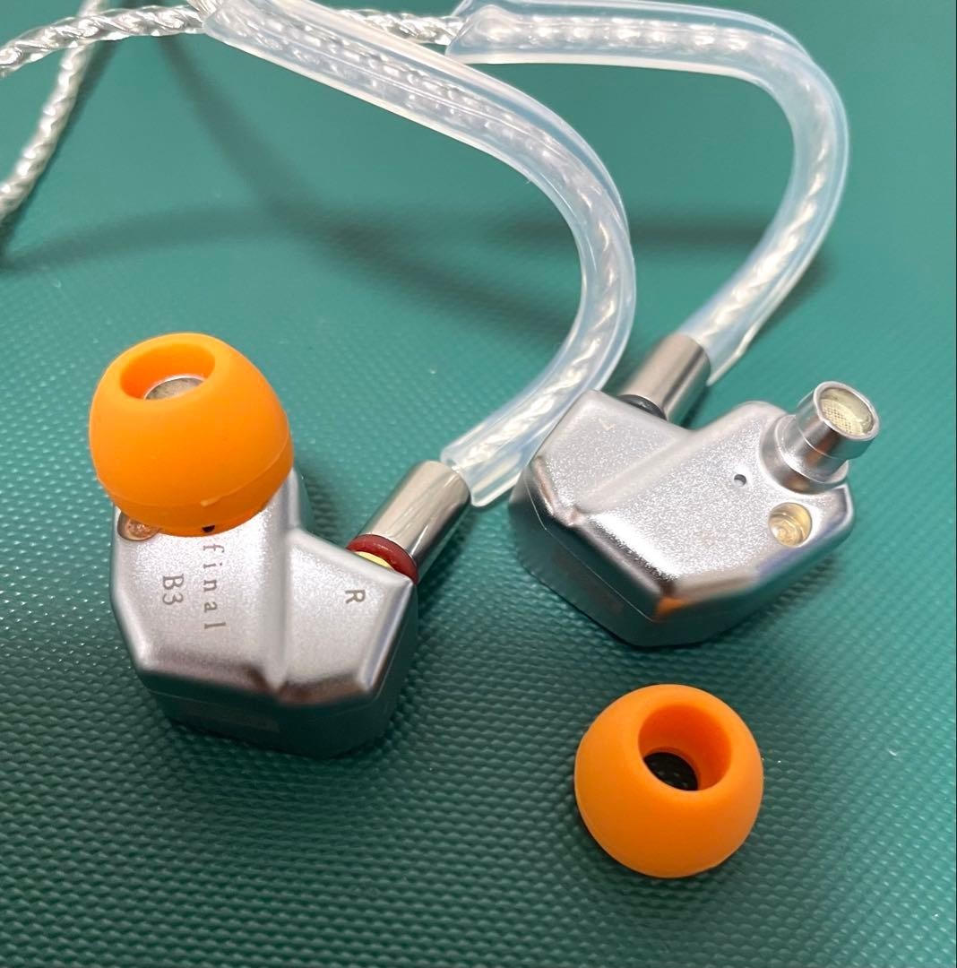 final B3 2BA In-Ear Monitors with 4.4mm Balanced Silver Coated Cable Used Japan