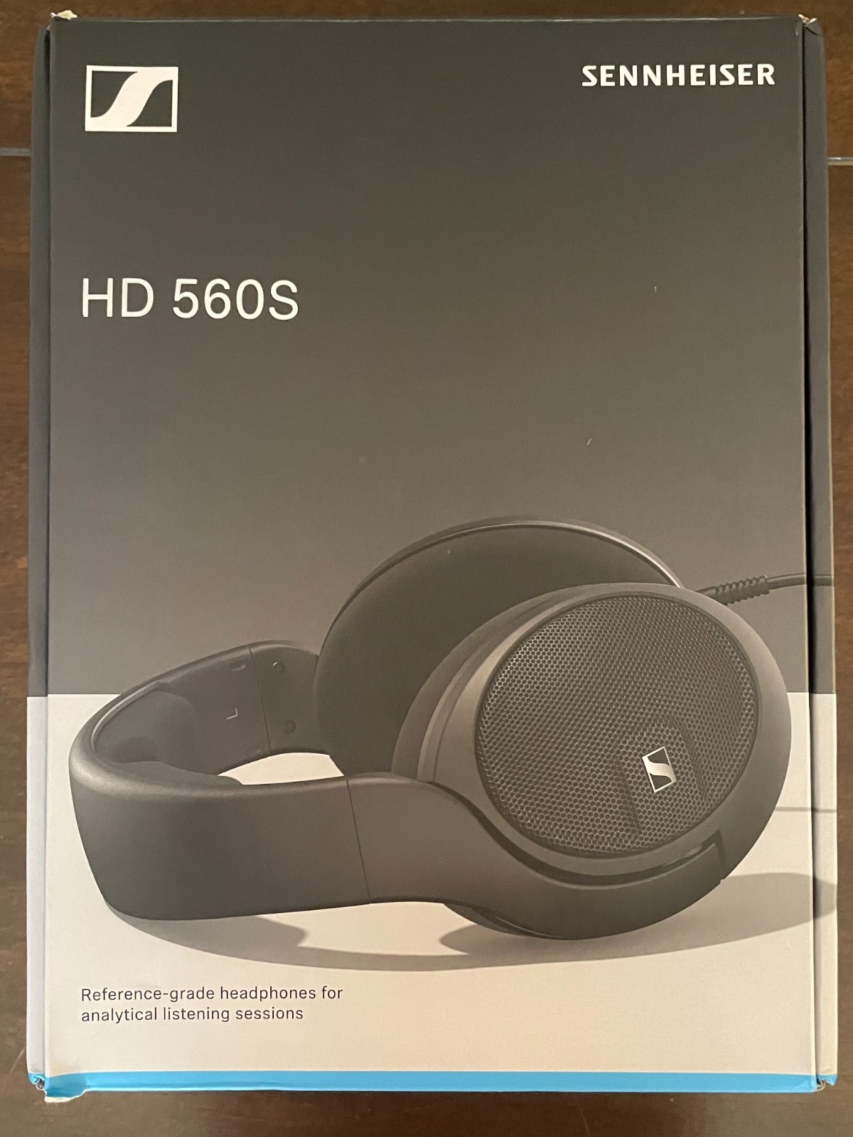 Sennheiser HD 560S Over-the-Ear Wired Headphones – Black *OPEN BOX-UNUSED*