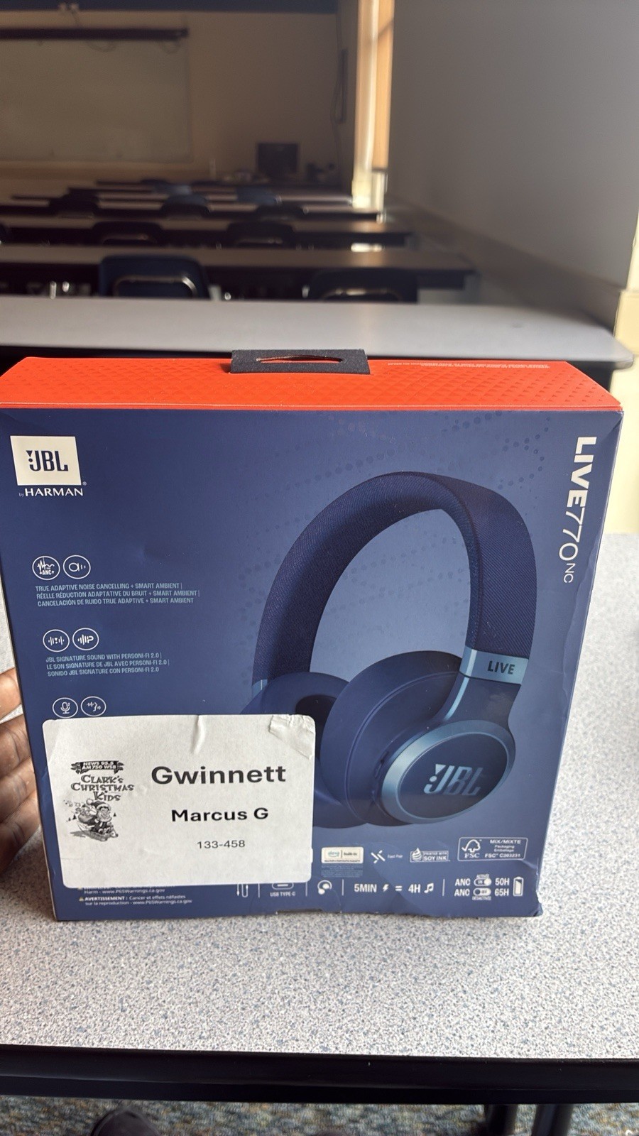 JBL LIVE770NC Wireless Noise Cancelling Over-Ear Headphones Blue Mic