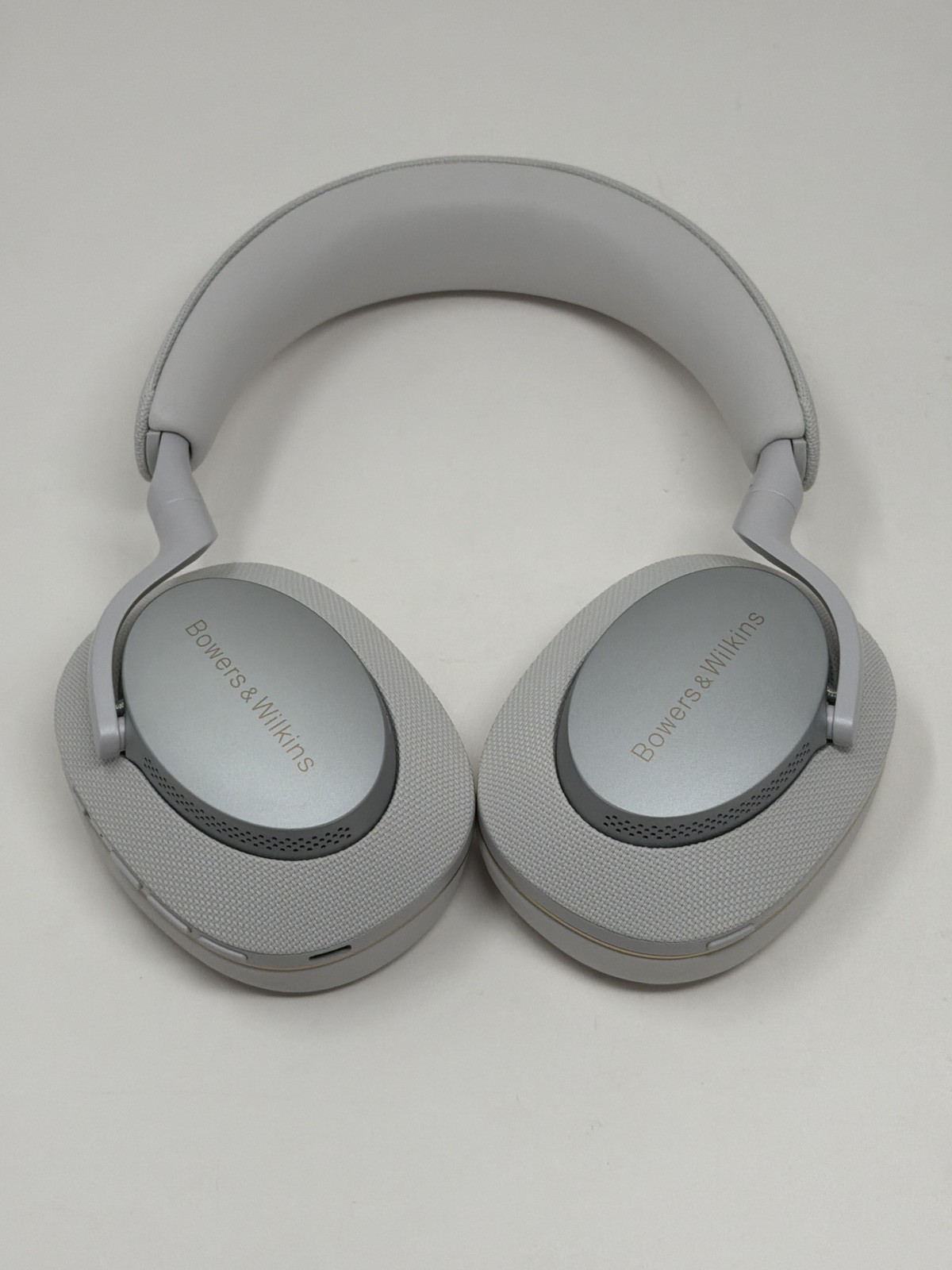 Bowers & Wilkins PX7 S2e Noise Cancelling Headphones Cloud Gray Used