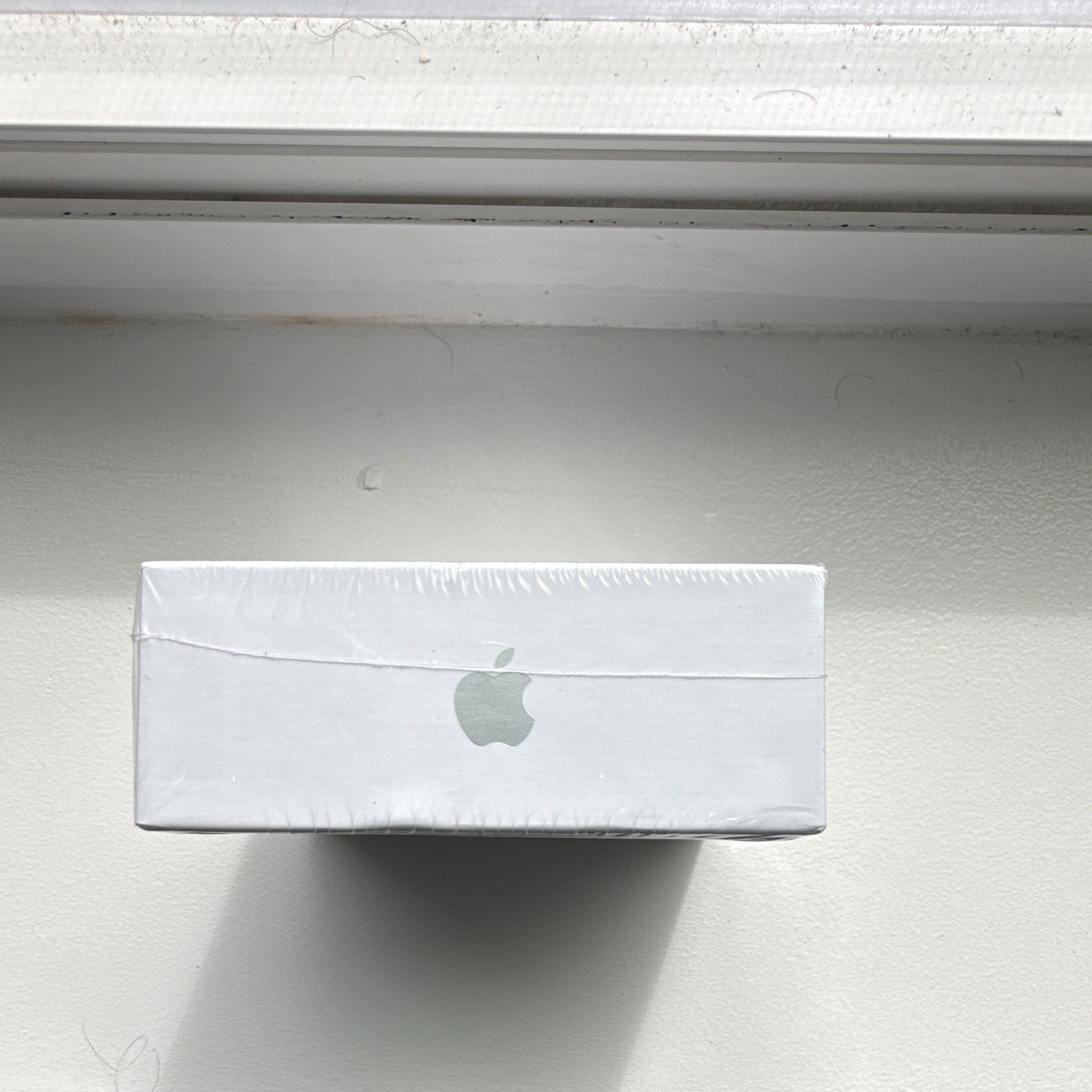 Apple AirPods 4 ANC White Wireless Earbuds Bluetooth USB-C MXP93LL/A